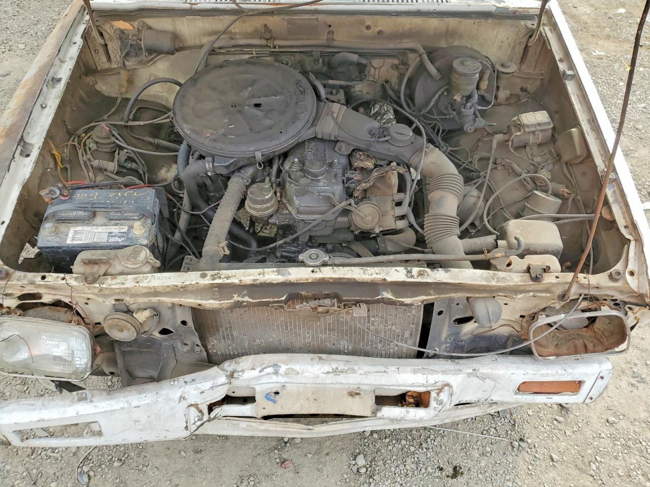 1984 Toyota Pickup Commercial / Camper Rn55 White vin: JT5RN55D2E0006287