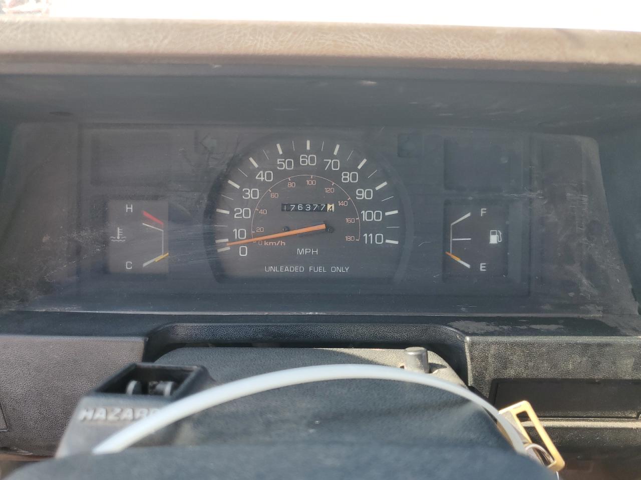 1984 Toyota Pickup Commercial / Camper Rn55 White vin: JT5RN55R0E5025208