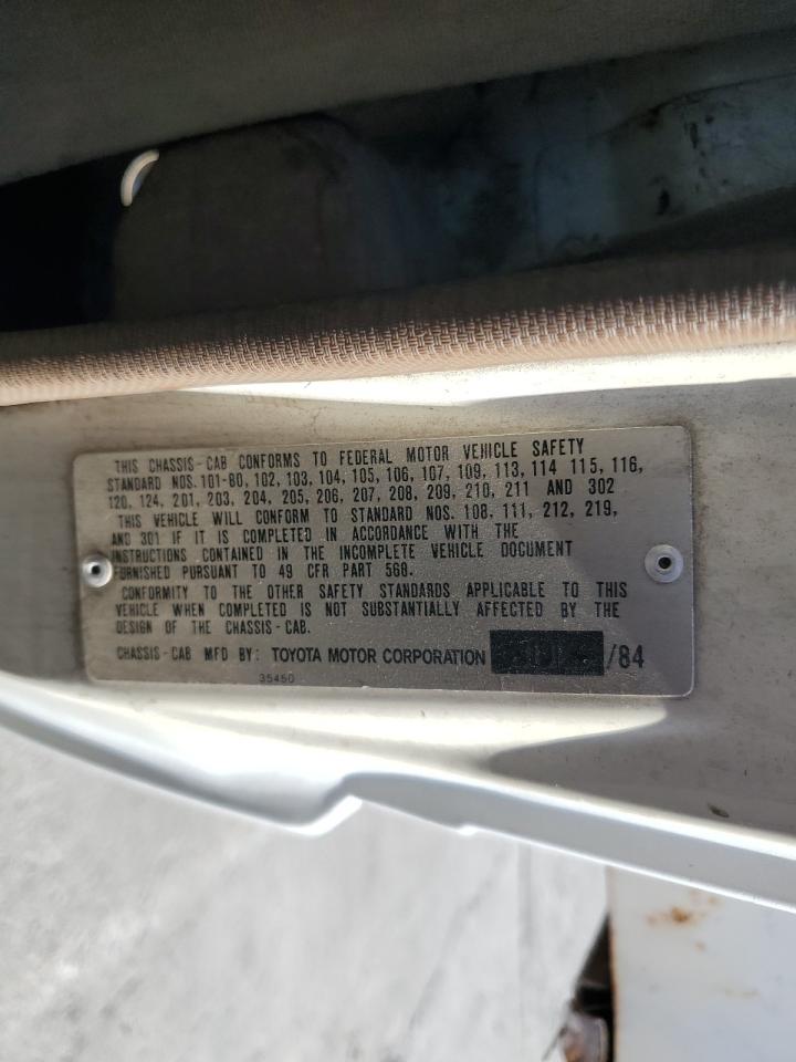 1984 Toyota Pickup Commercial / Camper Rn55 White vin: JT5RN55R0E5025208