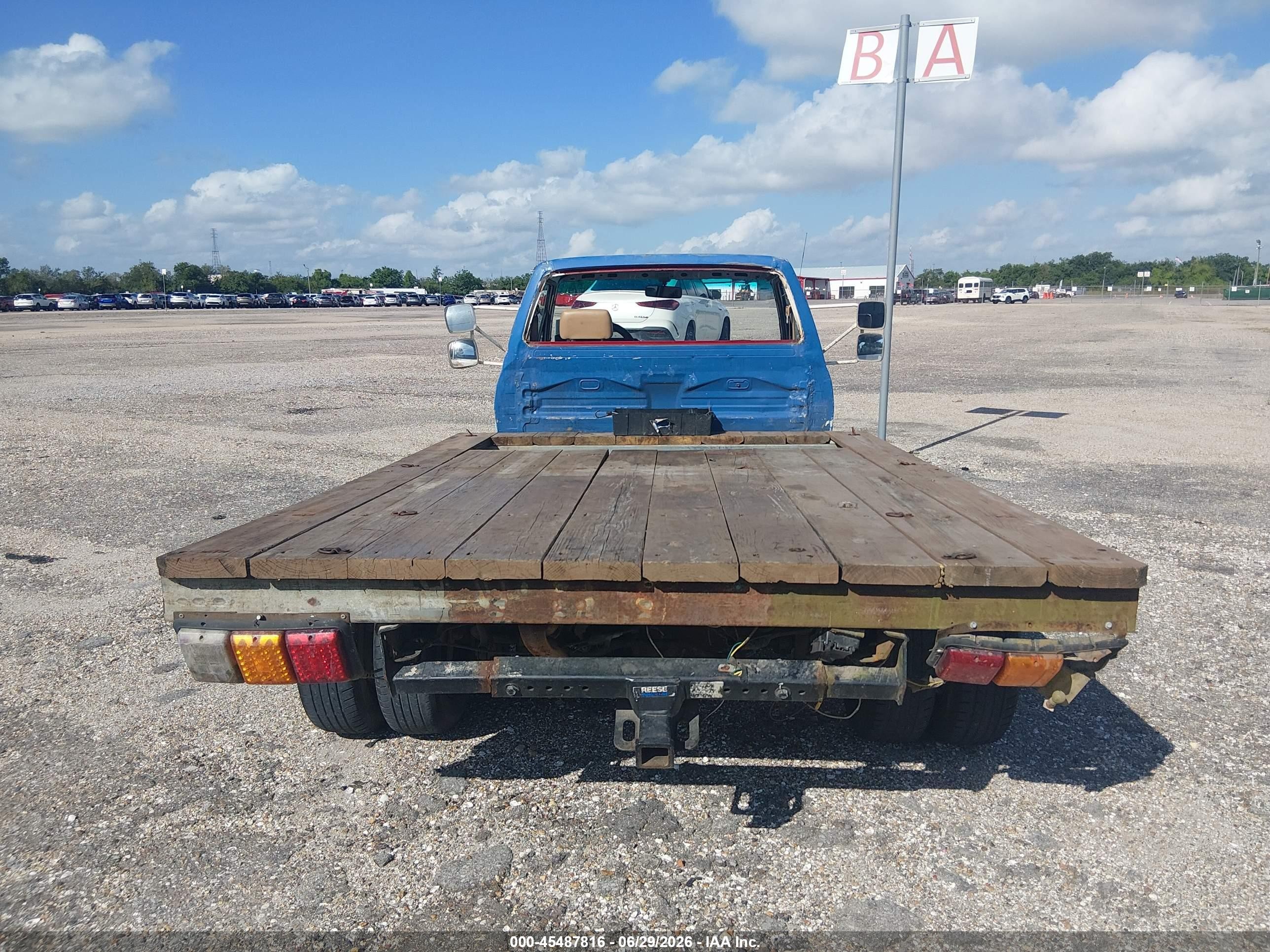 1988 Toyota Pickup Cab Chassis Rn75 Dlx White vin: JT5RN75U2J0022981