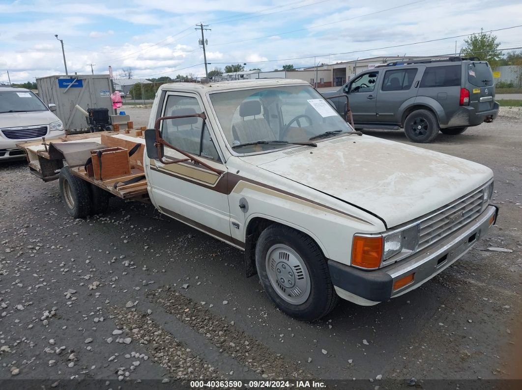 Price & History 1986 Toyota Pickup Cab Chassis Rn75 Dlx 2.4l I4