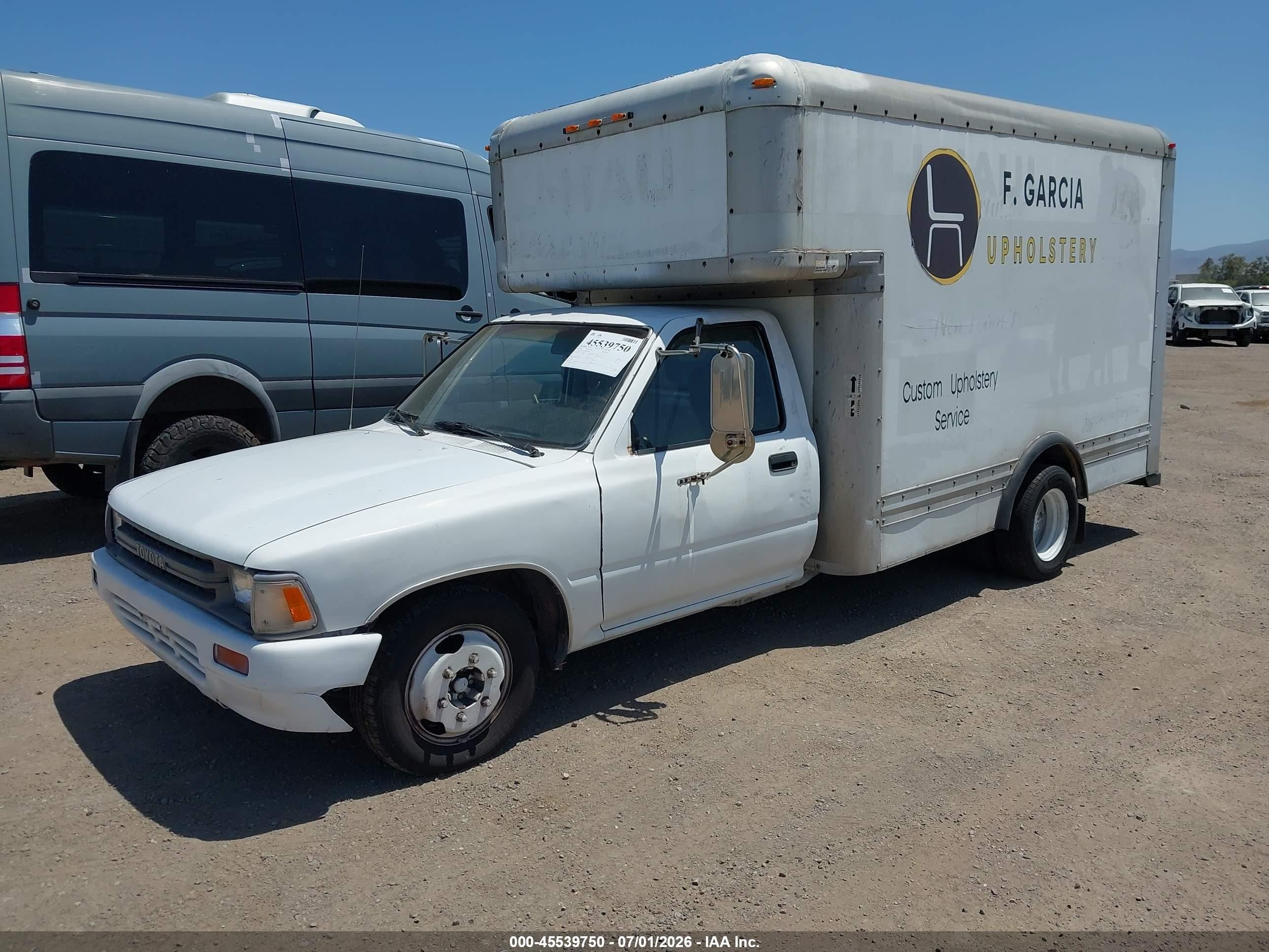 1990 Toyota Pickup Cab Chassis Super Long Wb White vin: JT5VN94T1L0019009