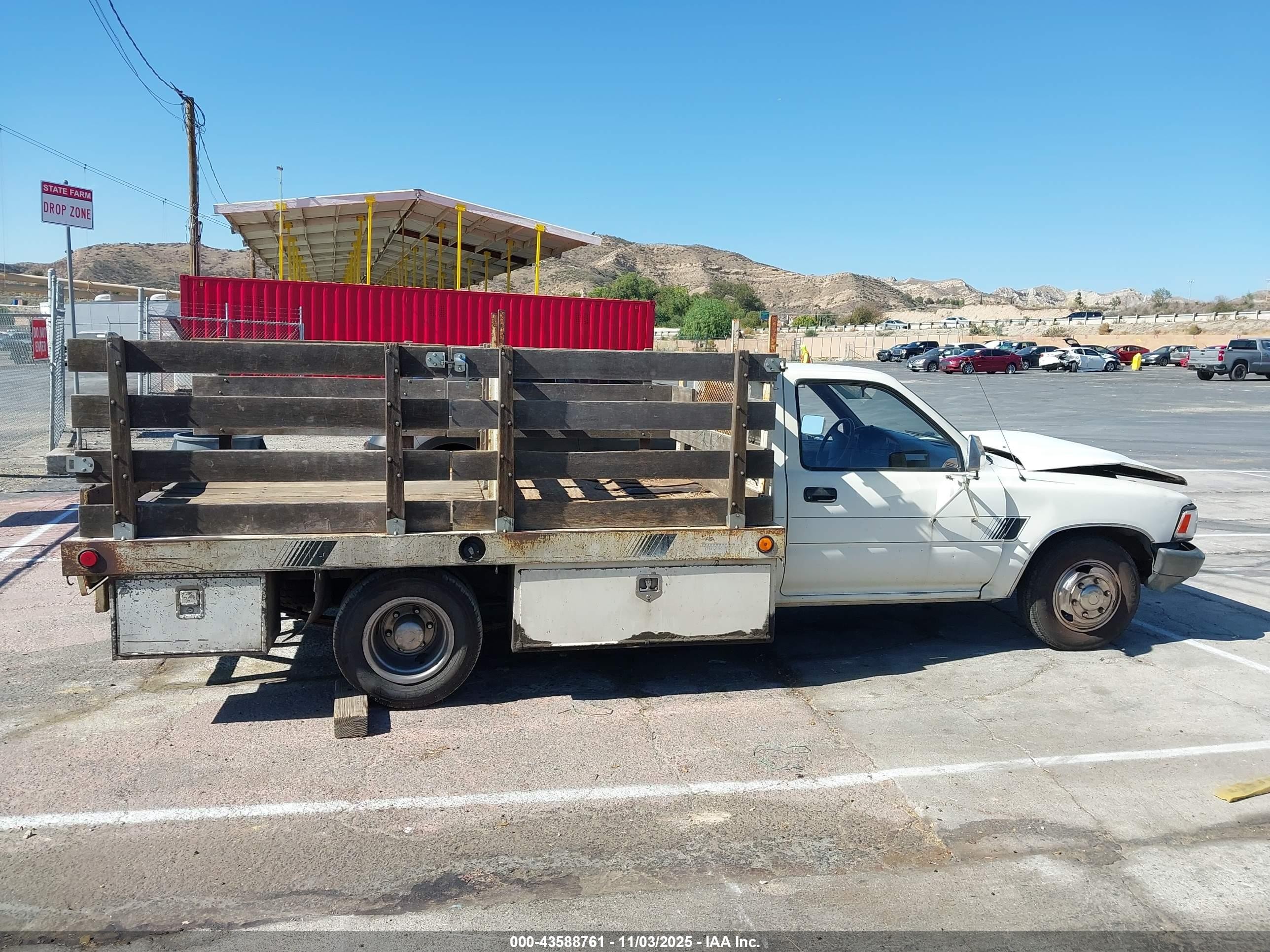 1990 Toyota Pickup Cab Chassis Super Long Wb White vin: JT5VN94T2L0019763