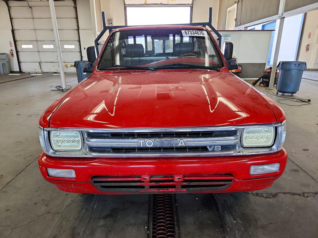 1989 Toyota Pickup Cab Chassis Super Long Wheelba Red vin: JT5VN94T4K0005846