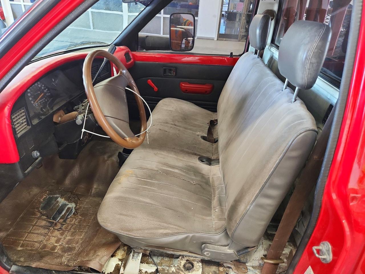 1989 Toyota Pickup Cab Chassis Super Long Wheelba Red vin: JT5VN94T4K0005846