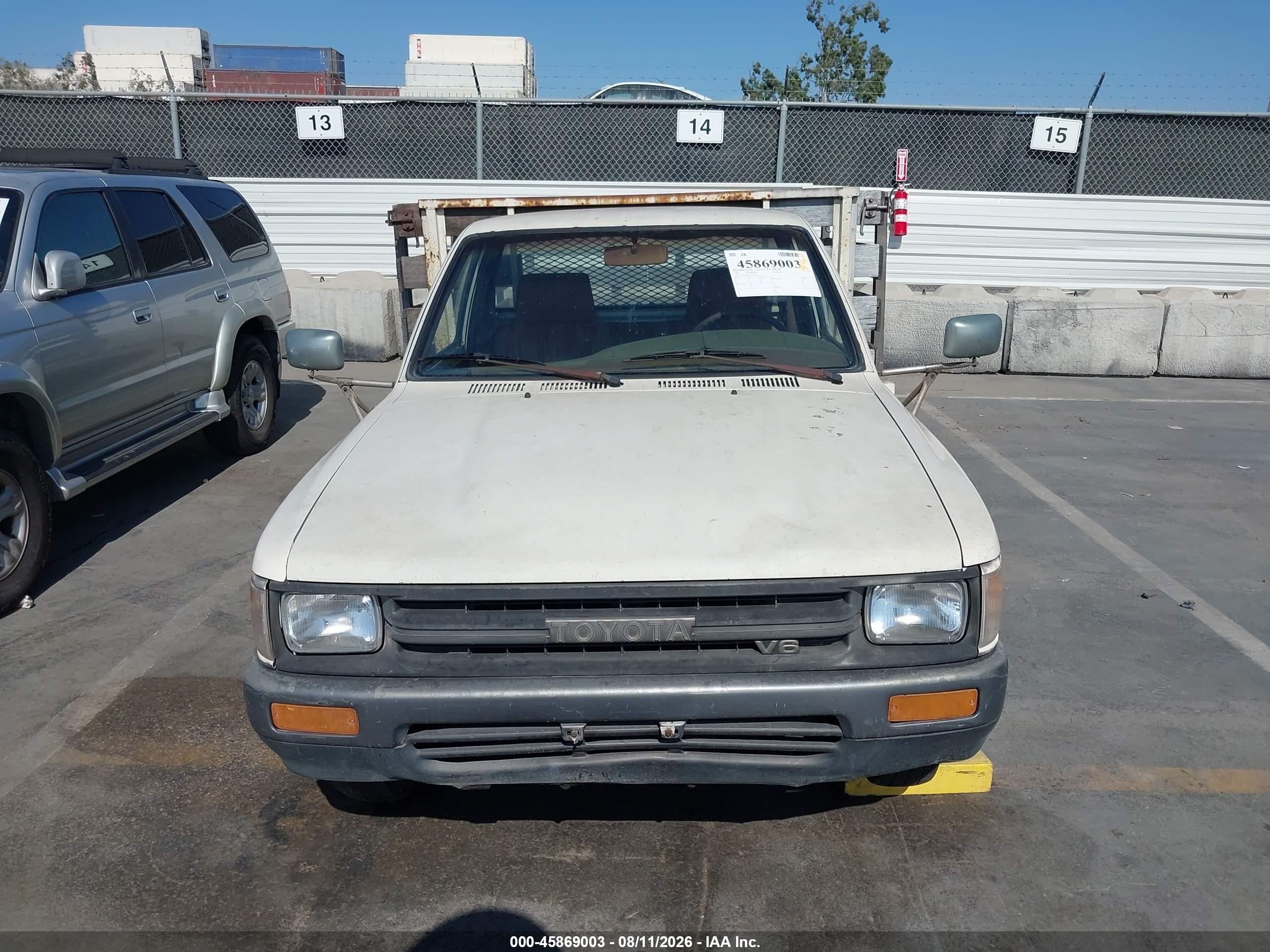 1990 Toyota Pickup Cab Chassis Super Long Wb Белый vin: JT5VN94T6L0017112