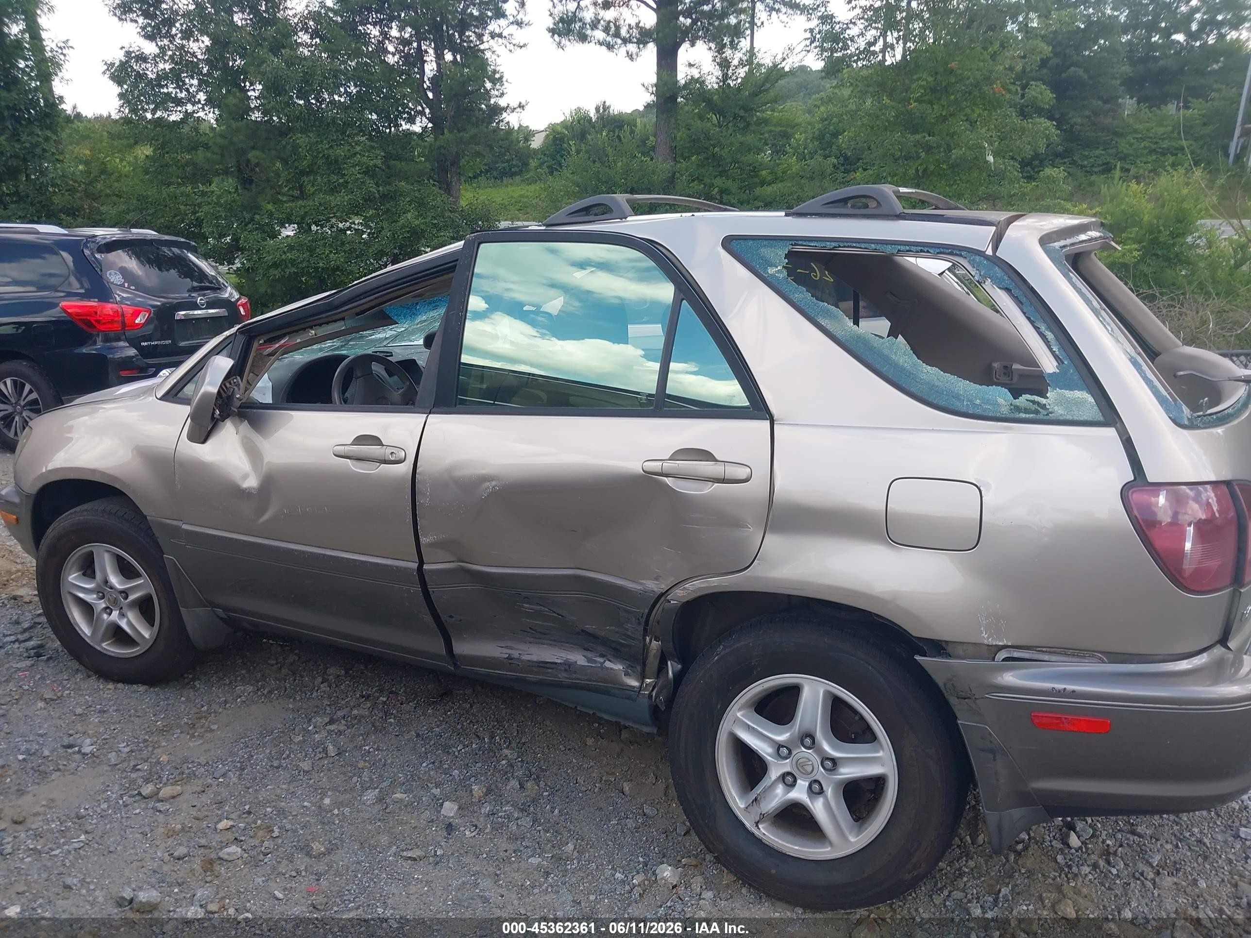 2000 Lexus Rx 300 Gold vin: JT6GF10U0Y0080389