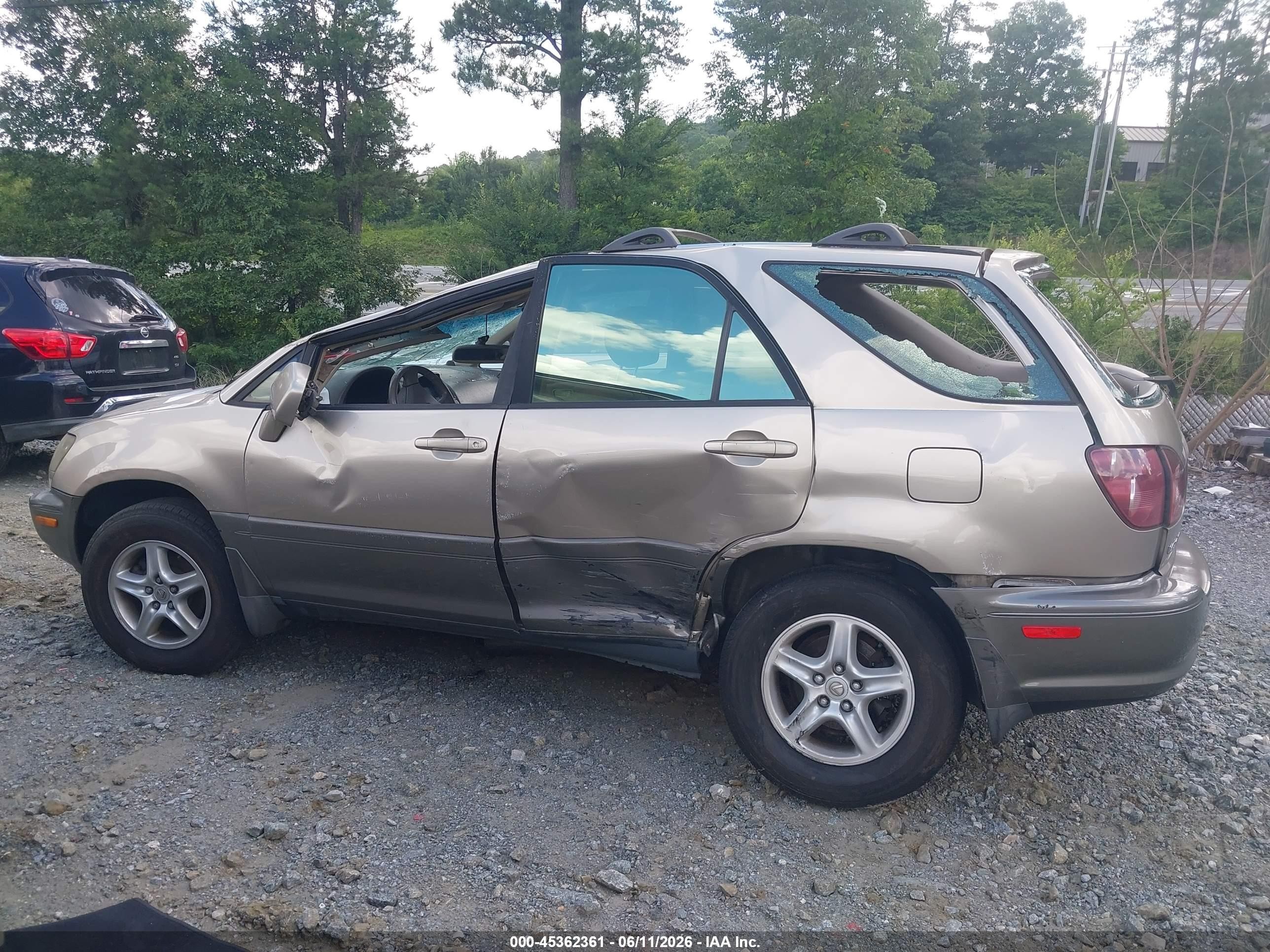2000 Lexus Rx 300 Gold vin: JT6GF10U0Y0080389