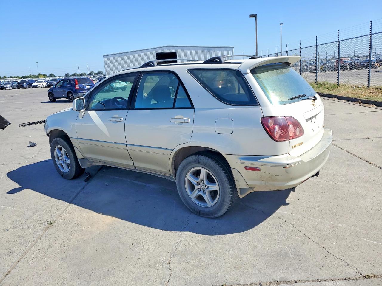 2000 Lexus Rx 300 Cream vin: JT6GF10U1Y0067327