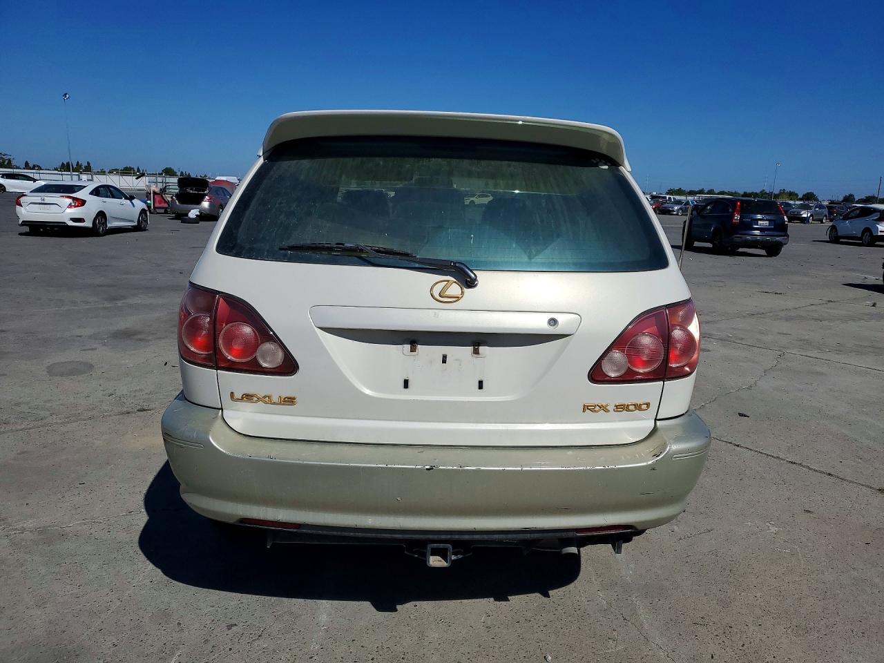 2000 Lexus Rx 300 Cream vin: JT6GF10U1Y0067327