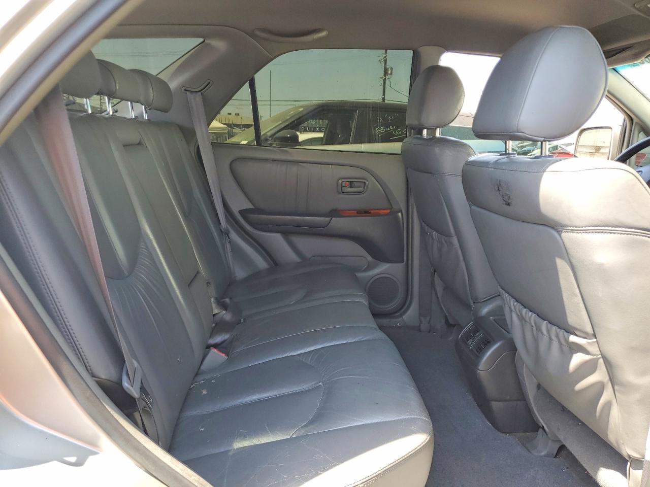 2000 Lexus Rx 300 Серебряный vin: JT6GF10U2Y0051251