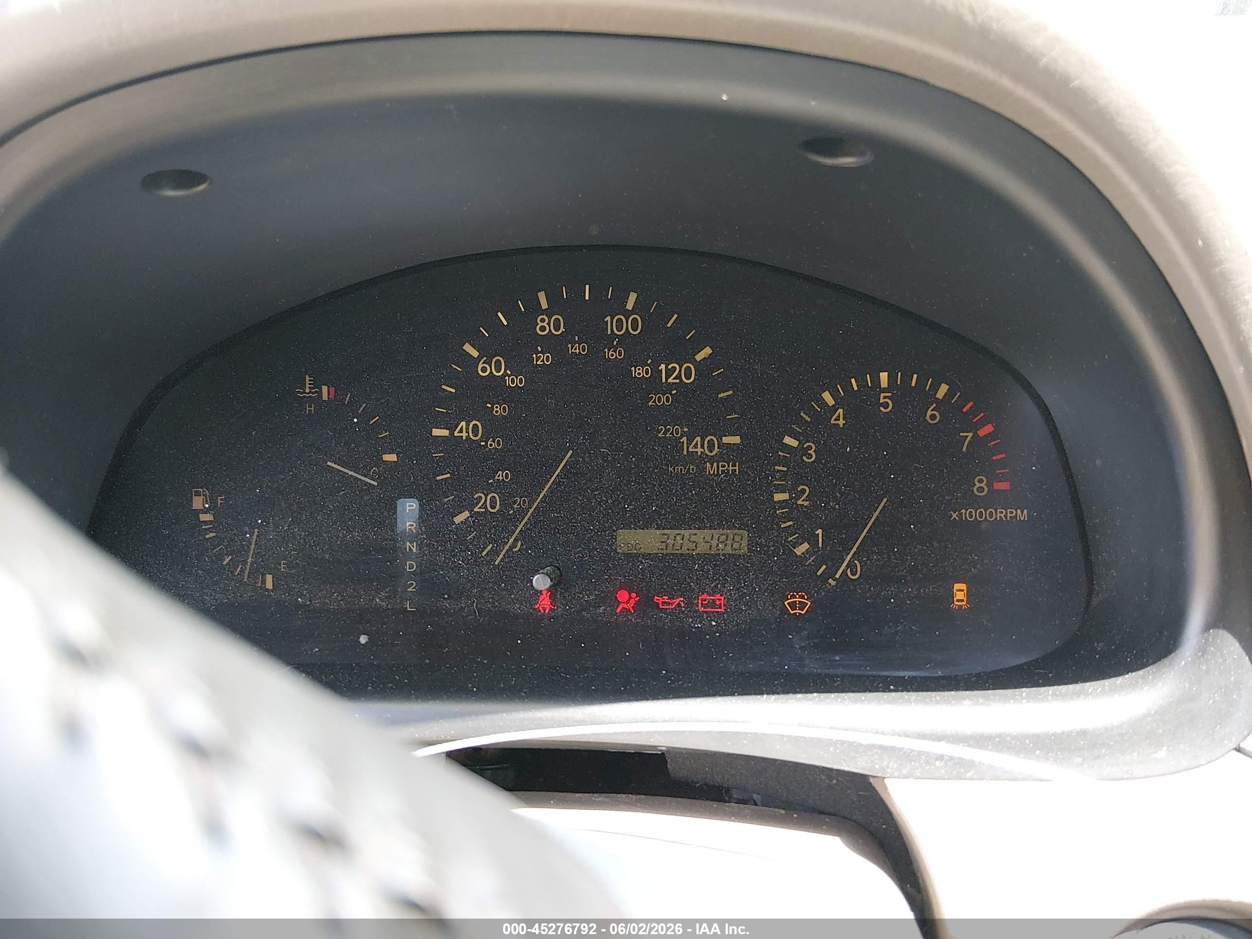 2000 Lexus Rx 300   White vin: JT6GF10U3Y0060752