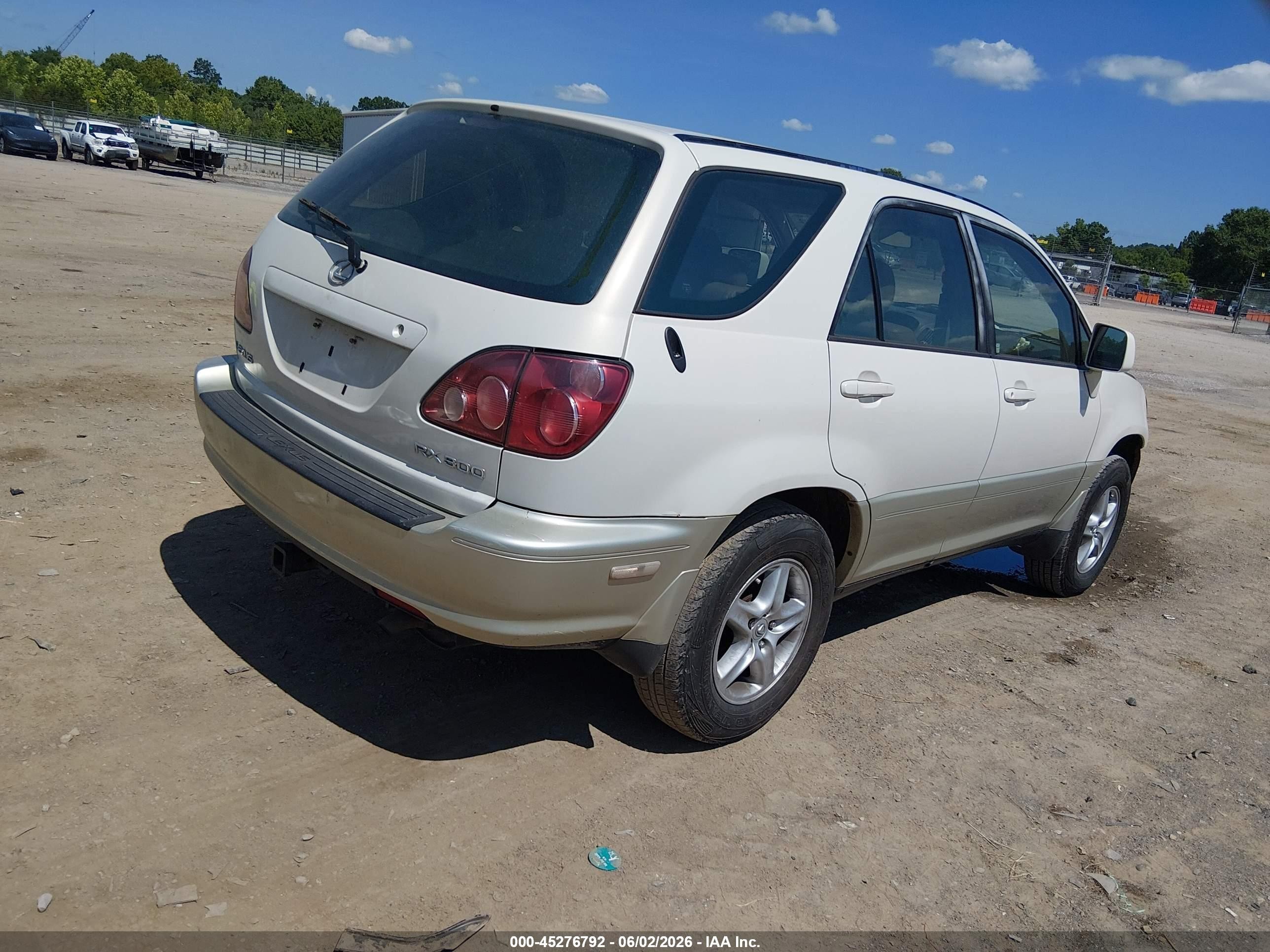 2000 Lexus Rx 300   White vin: JT6GF10U3Y0060752