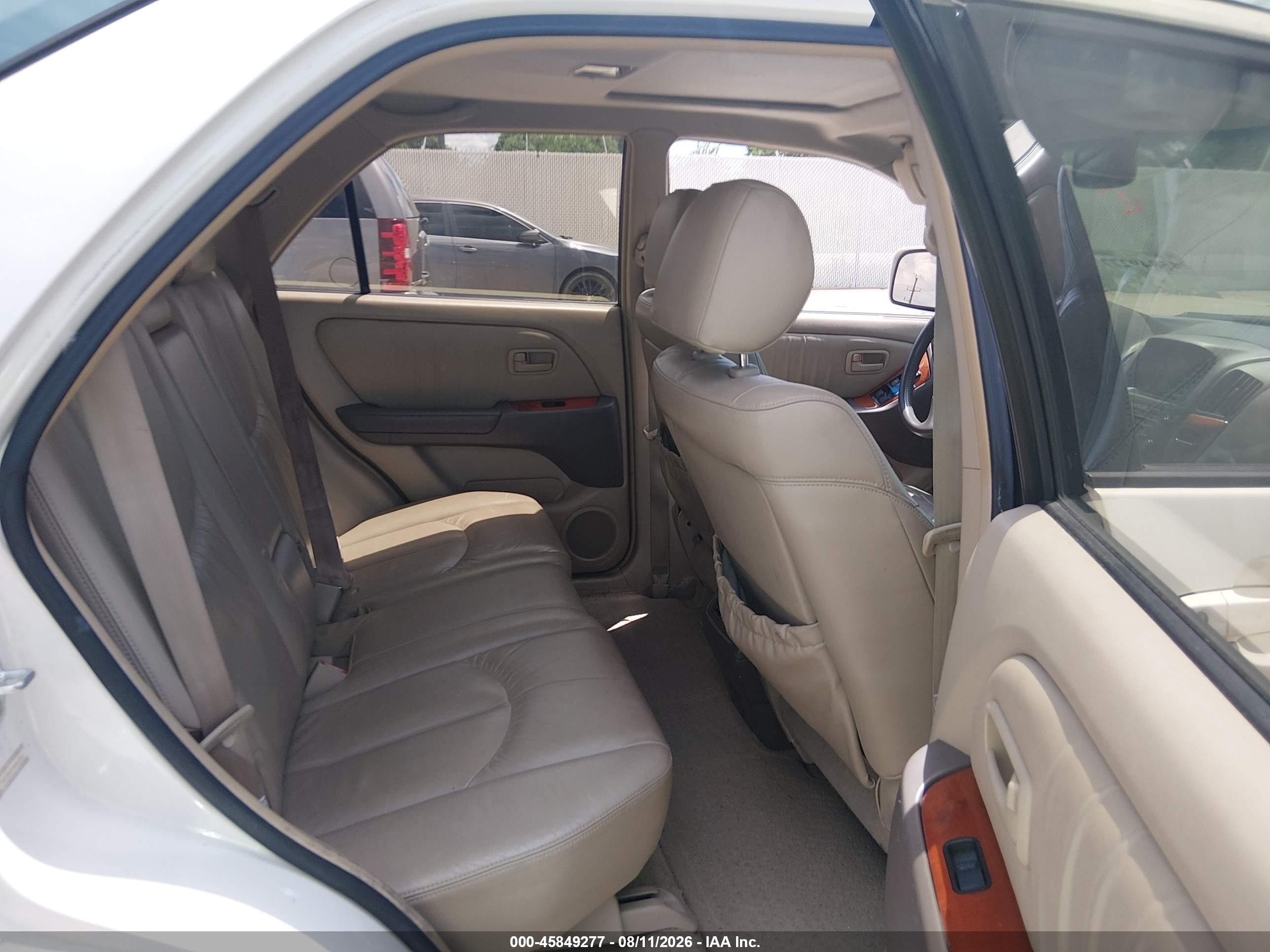 2000 Lexus Rx 300   White vin: JT6GF10U3Y0081116