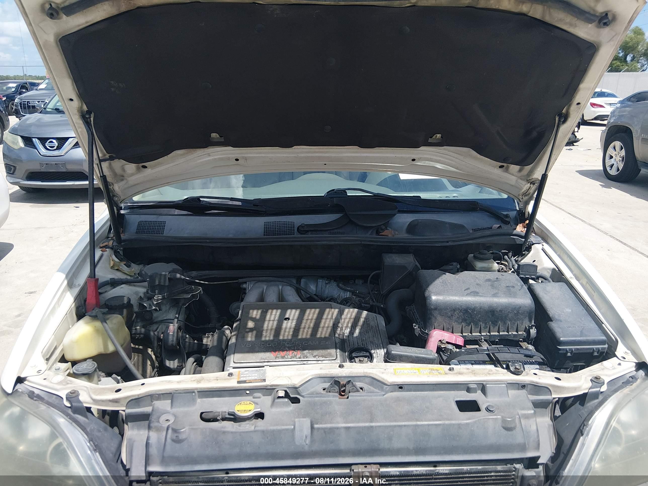 2000 Lexus Rx 300   White vin: JT6GF10U3Y0081116