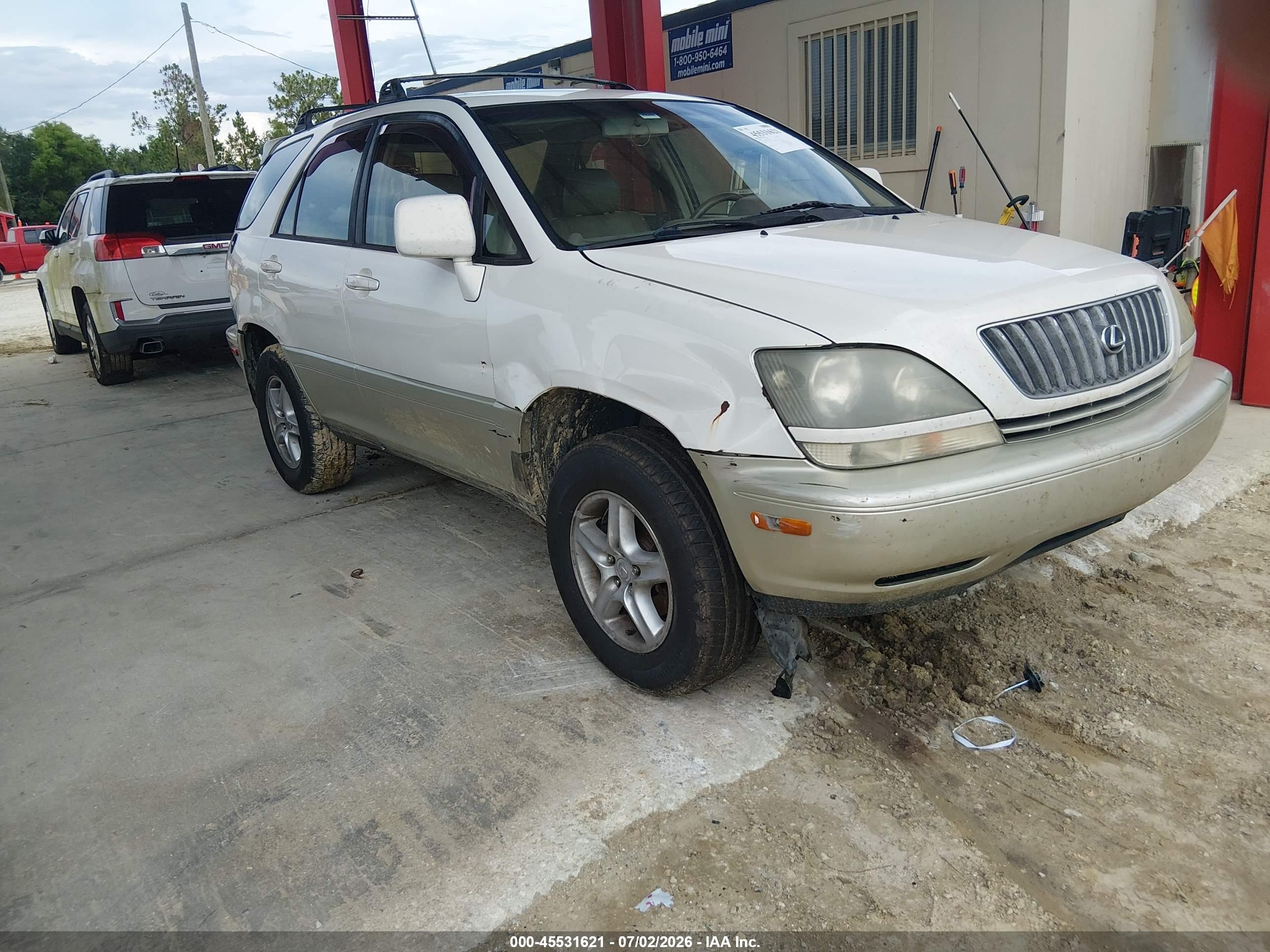 2000 Lexus Rx 300   White vin: JT6GF10U4Y0065037