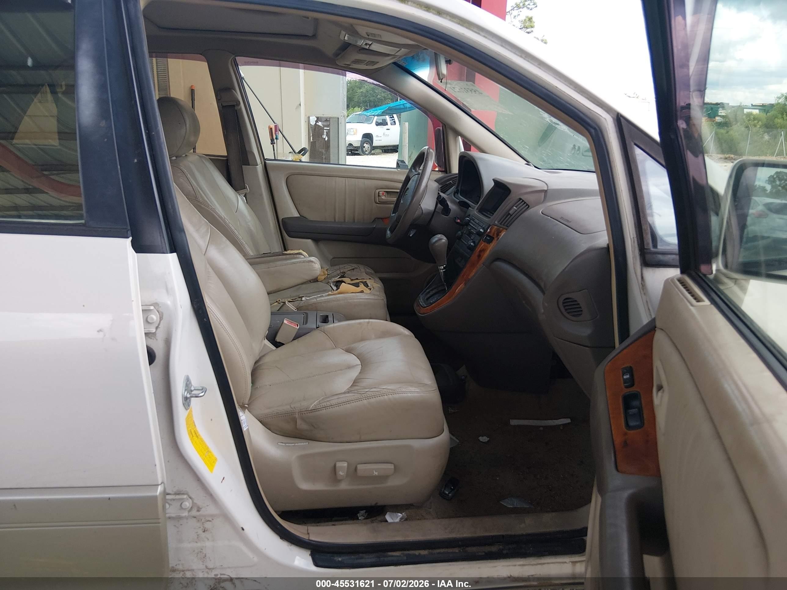 2000 Lexus Rx 300   White vin: JT6GF10U4Y0065037