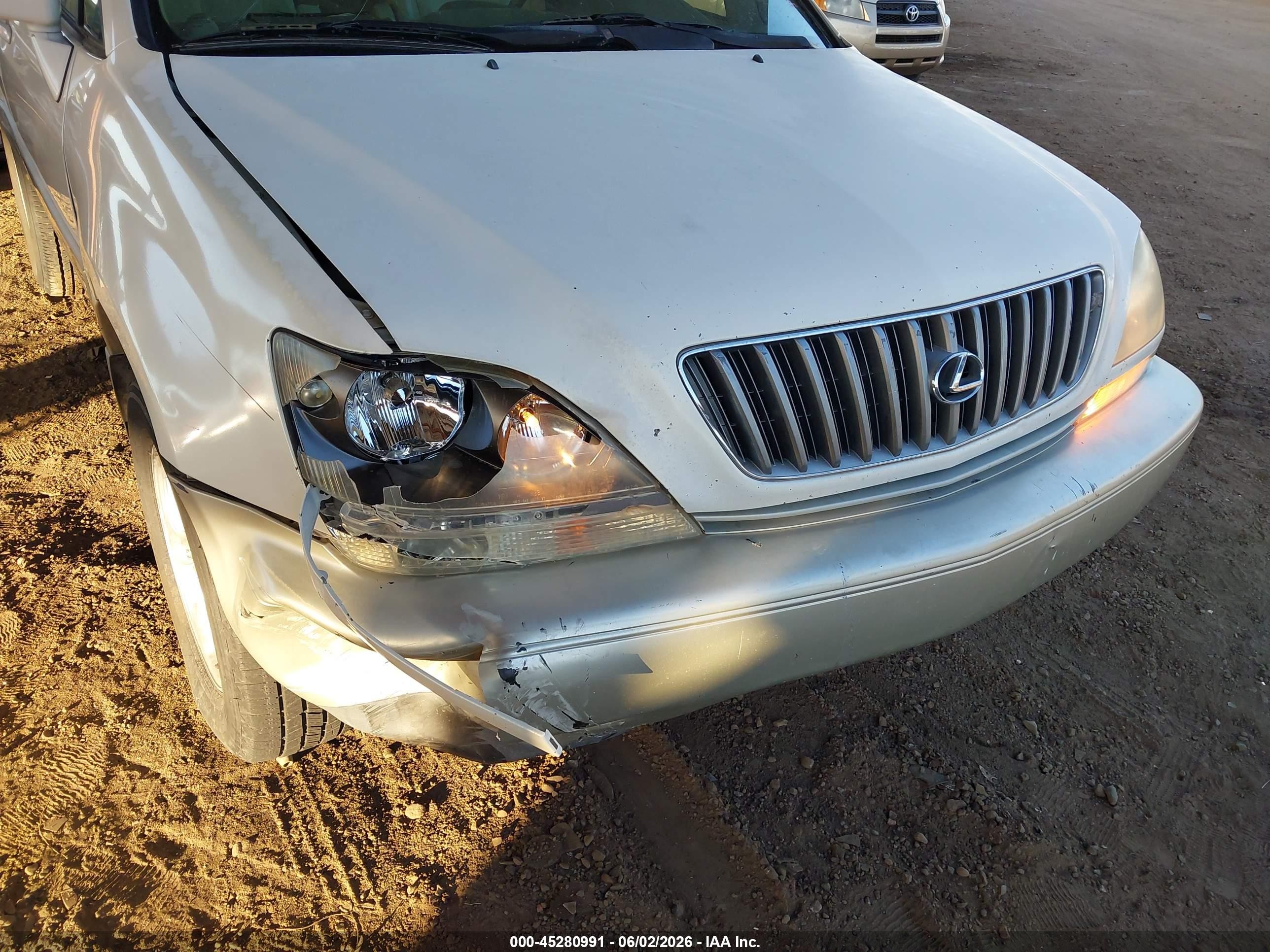 1999 Lexus Rx 300 Белый vin: JT6GF10U5X0044017