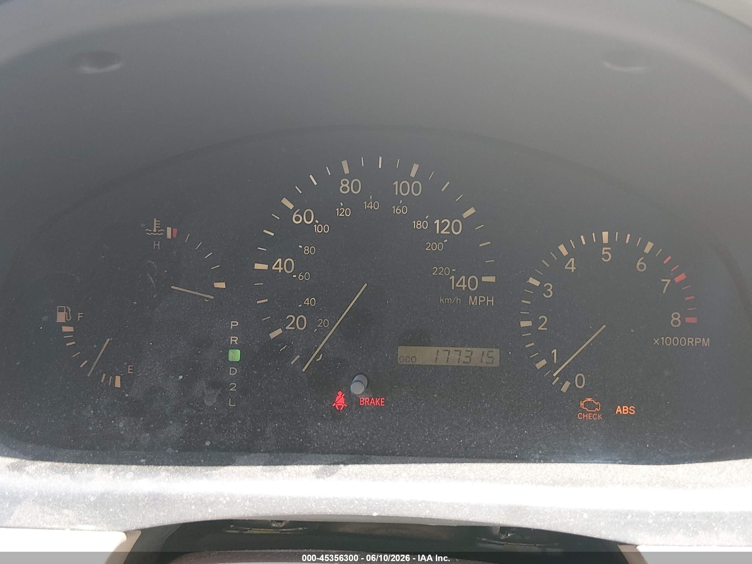 2000 Lexus Rx 300   Gold vin: JT6GF10U5Y0052149
