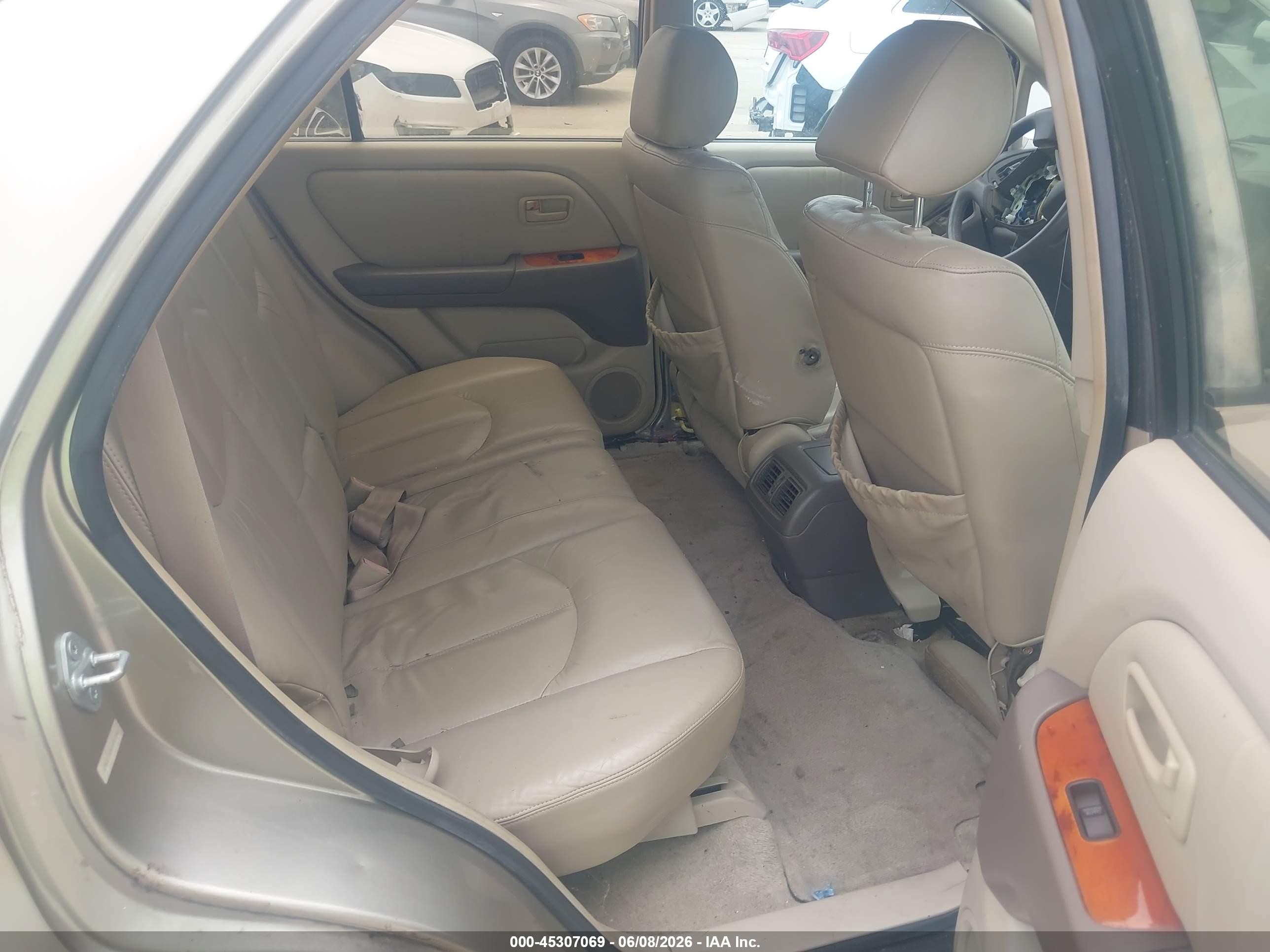 2000 Lexus Rx 300   Gold vin: JT6GF10U5Y0060042