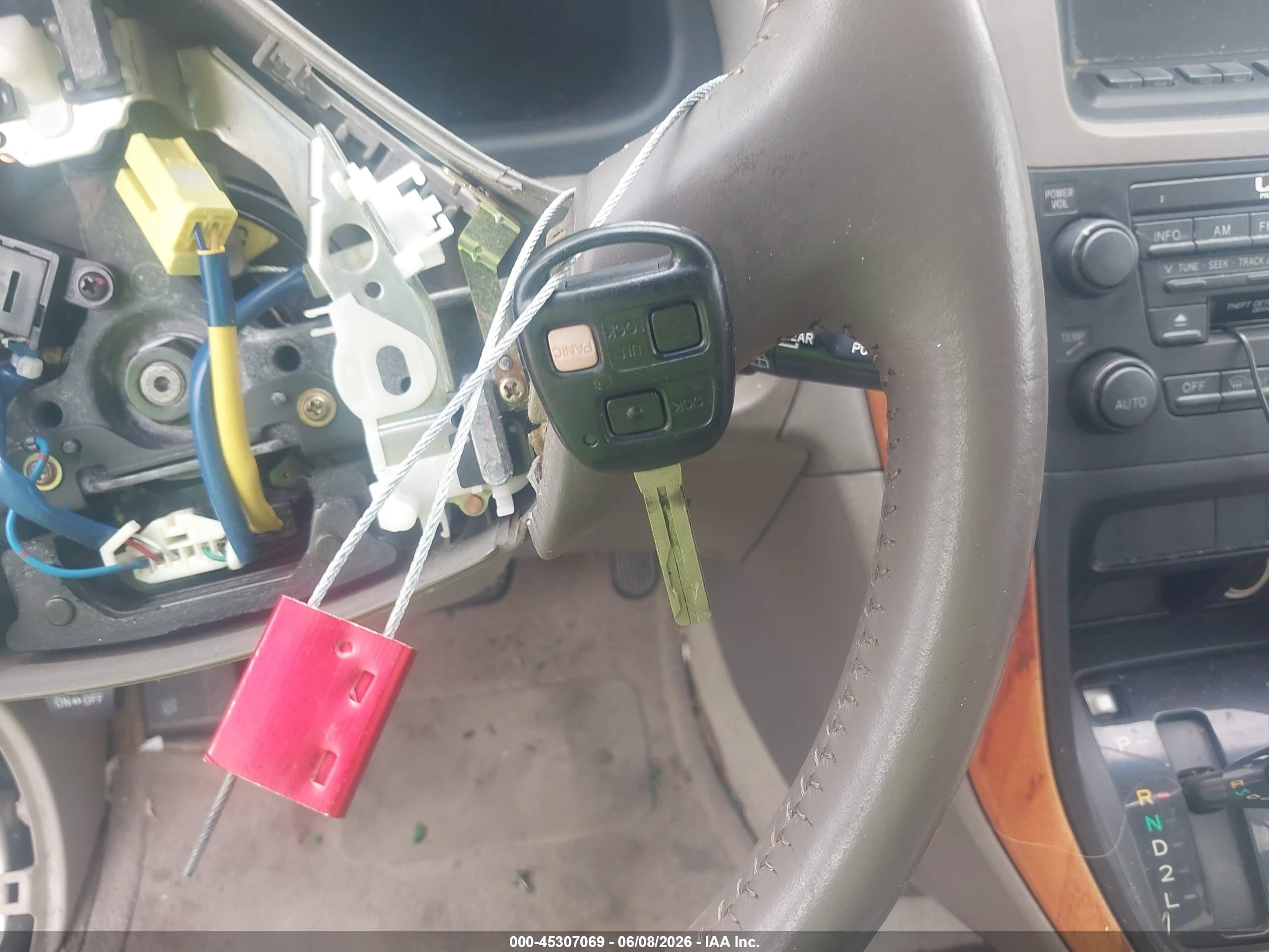 2000 Lexus Rx 300   Gold vin: JT6GF10U5Y0060042