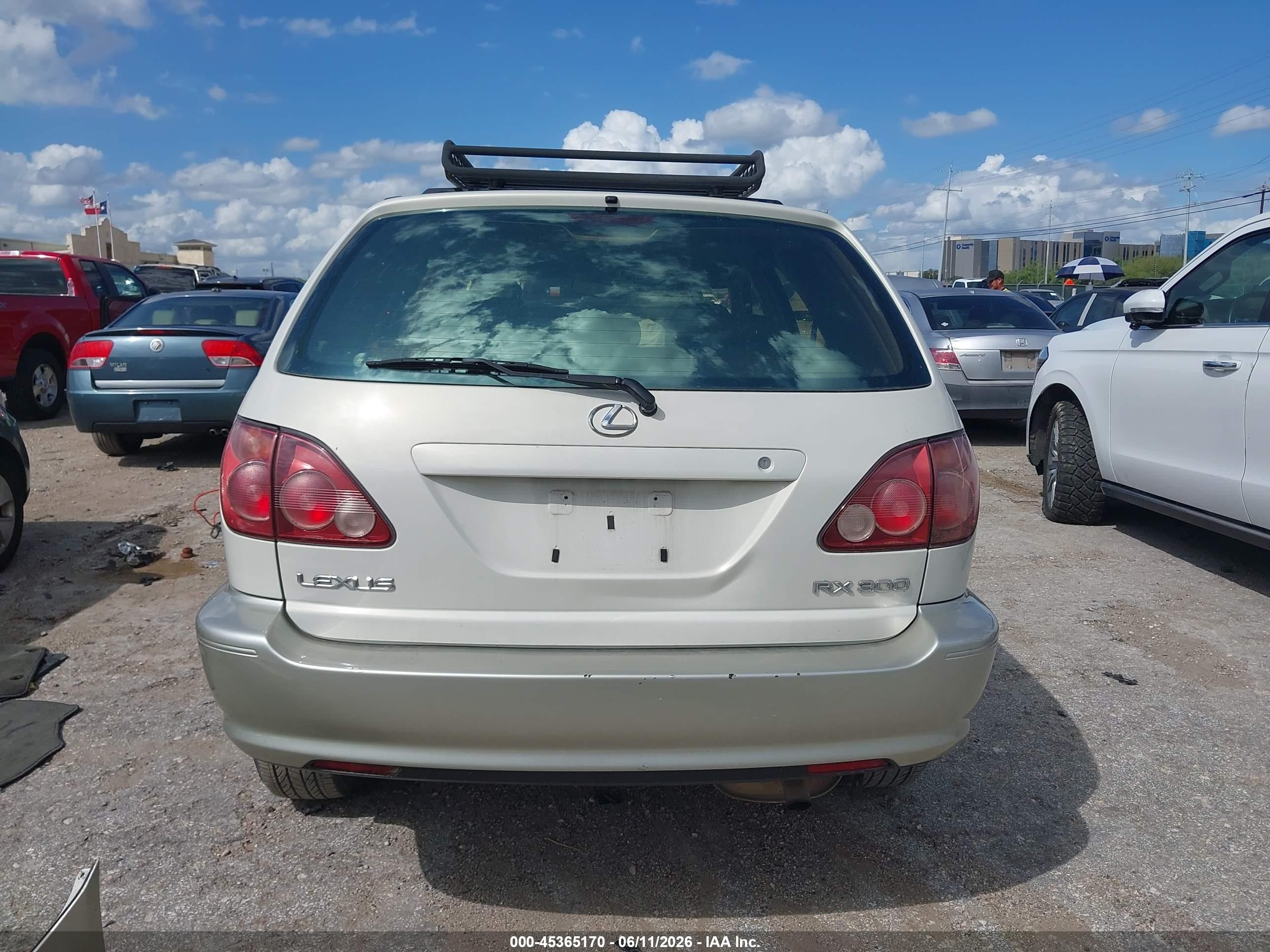 2000 Lexus Rx 300 White vin: JT6GF10U5Y0074538