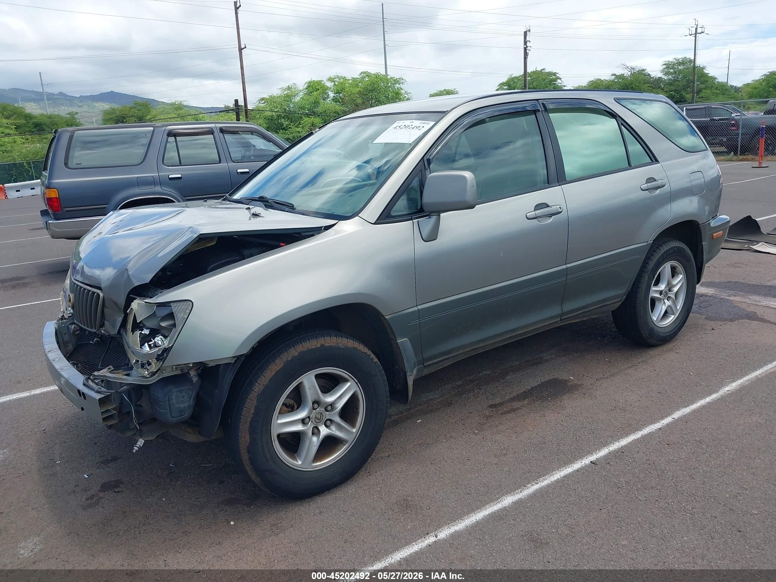 2000 Lexus Rx 300   Silver vin: JT6GF10U6Y0045372