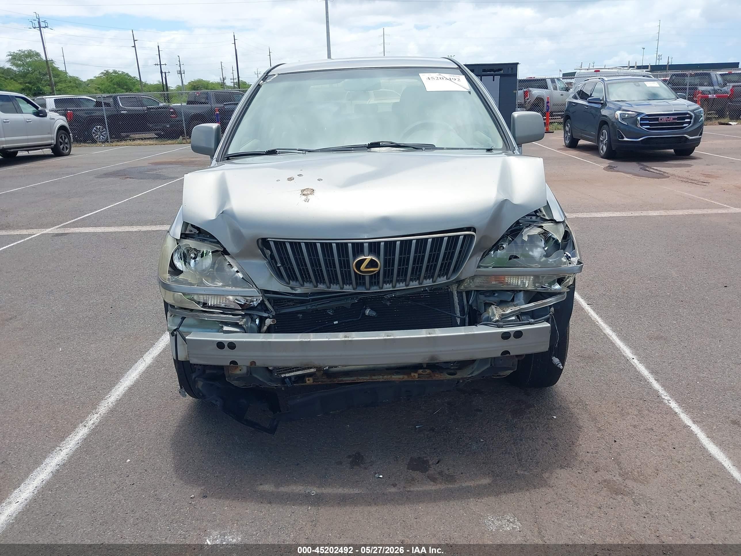 2000 Lexus Rx 300   Silver vin: JT6GF10U6Y0045372