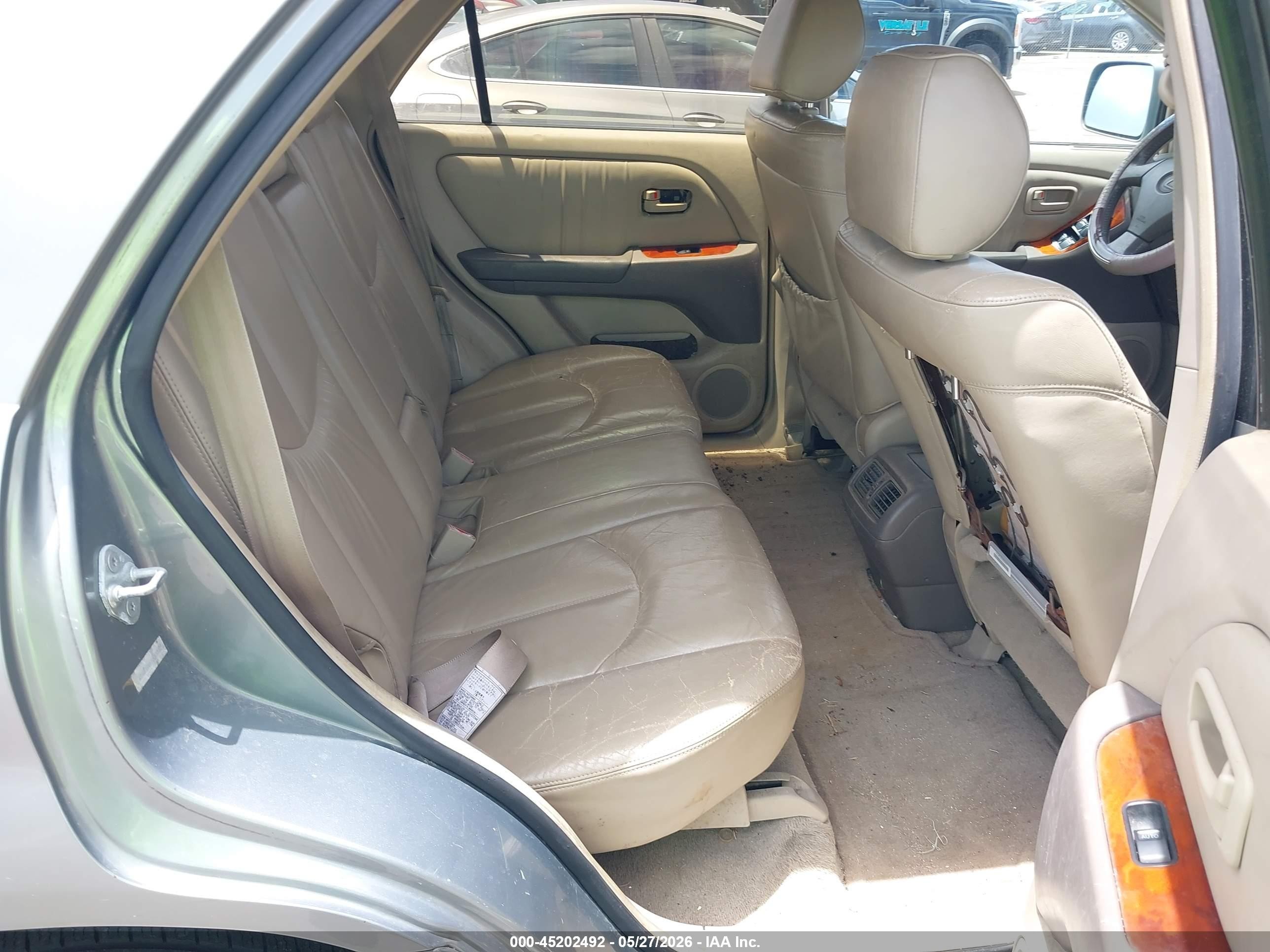 2000 Lexus Rx 300   Silver vin: JT6GF10U6Y0045372