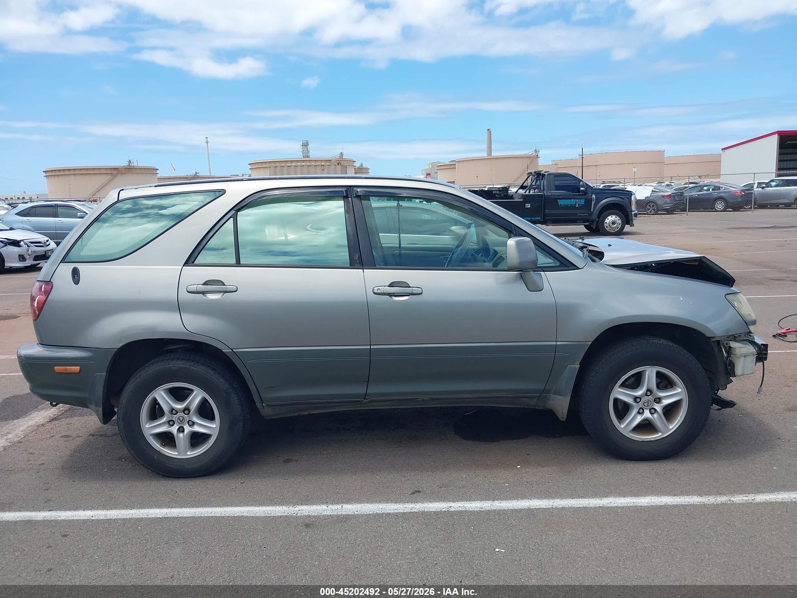2000 Lexus Rx 300   Silver vin: JT6GF10U6Y0045372