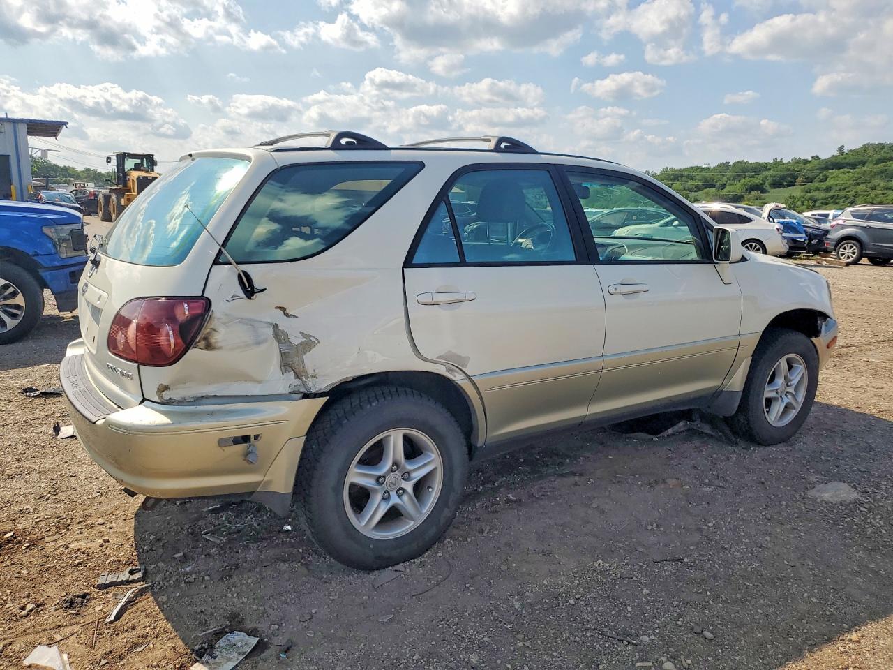 2000 Lexus Rx 300 Cream vin: JT6GF10U6Y0049941