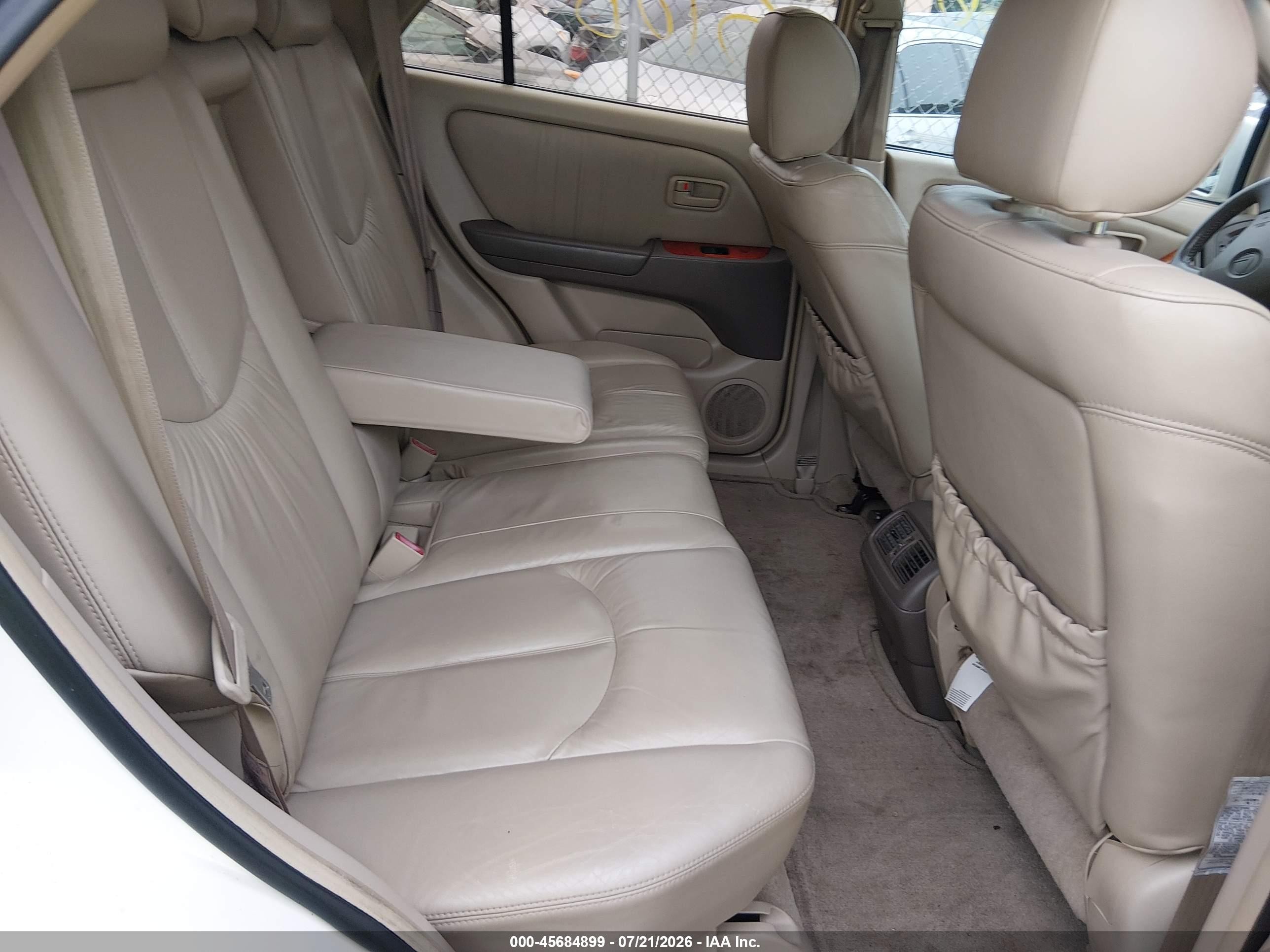 2000 Lexus Rx 300   White vin: JT6GF10U6Y0079554