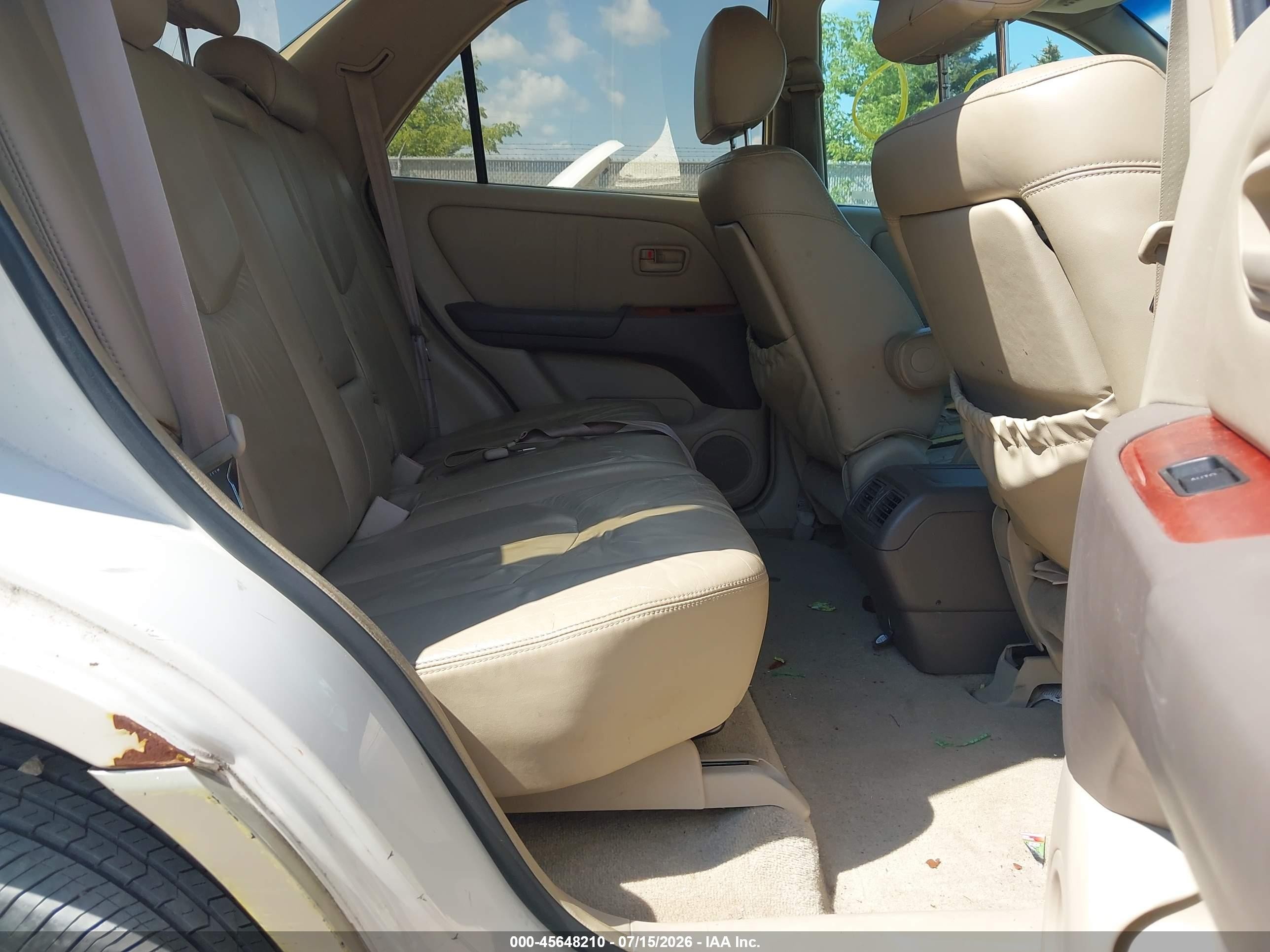 2000 Lexus Rx 300   Beige vin: JT6GF10U7Y0063248