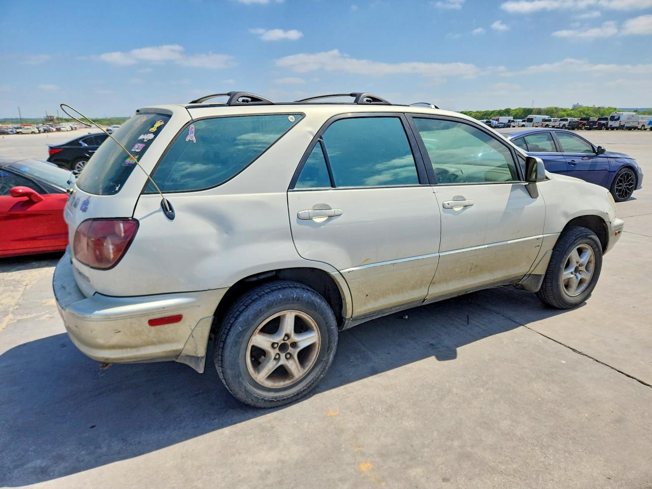 2000 Lexus Rx 300 Base White vin: JT6GF10U7Y0081670