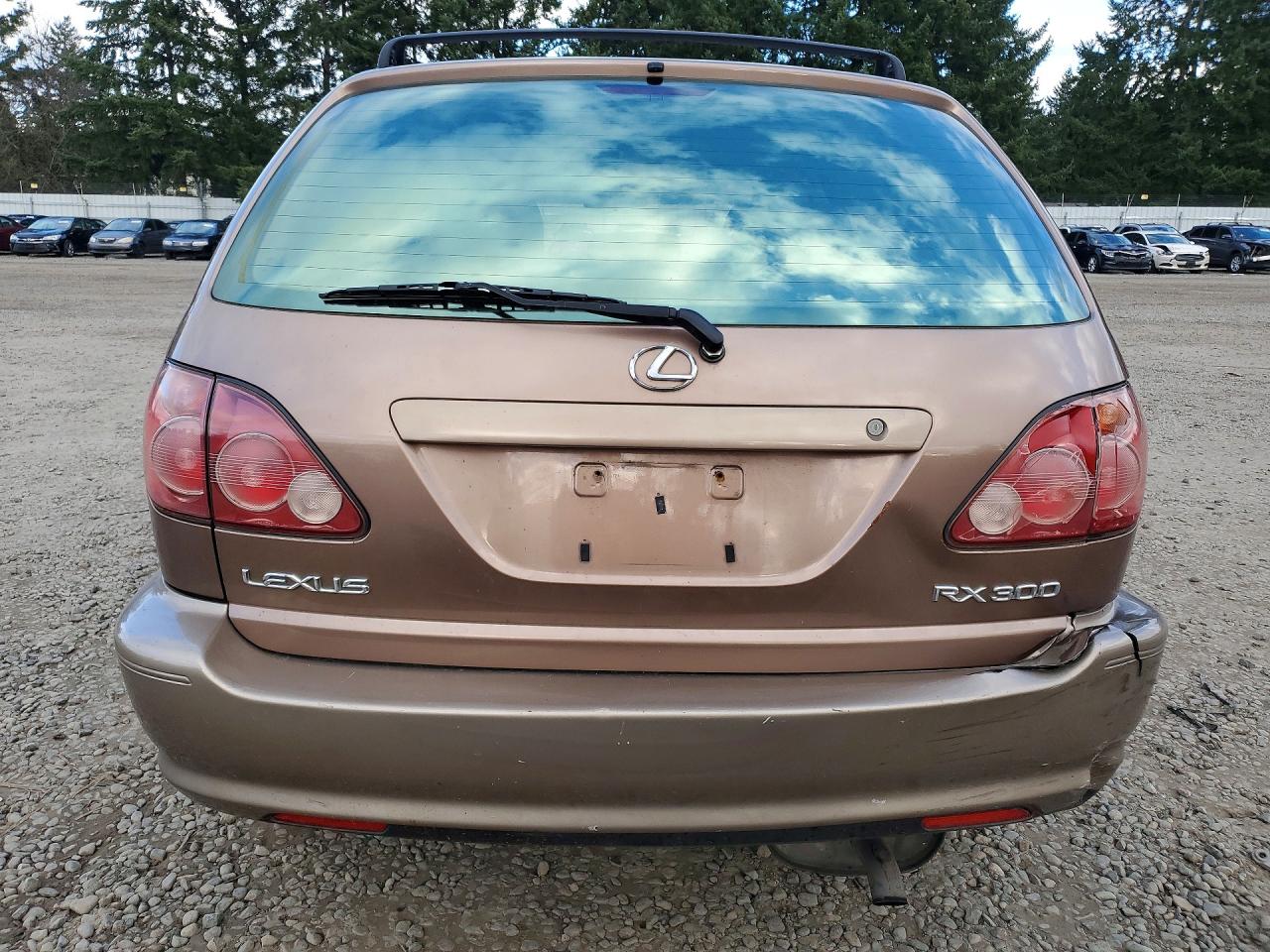 1999 Lexus Rx 300 Base Золотой vin: JT6GF10U8X0005843