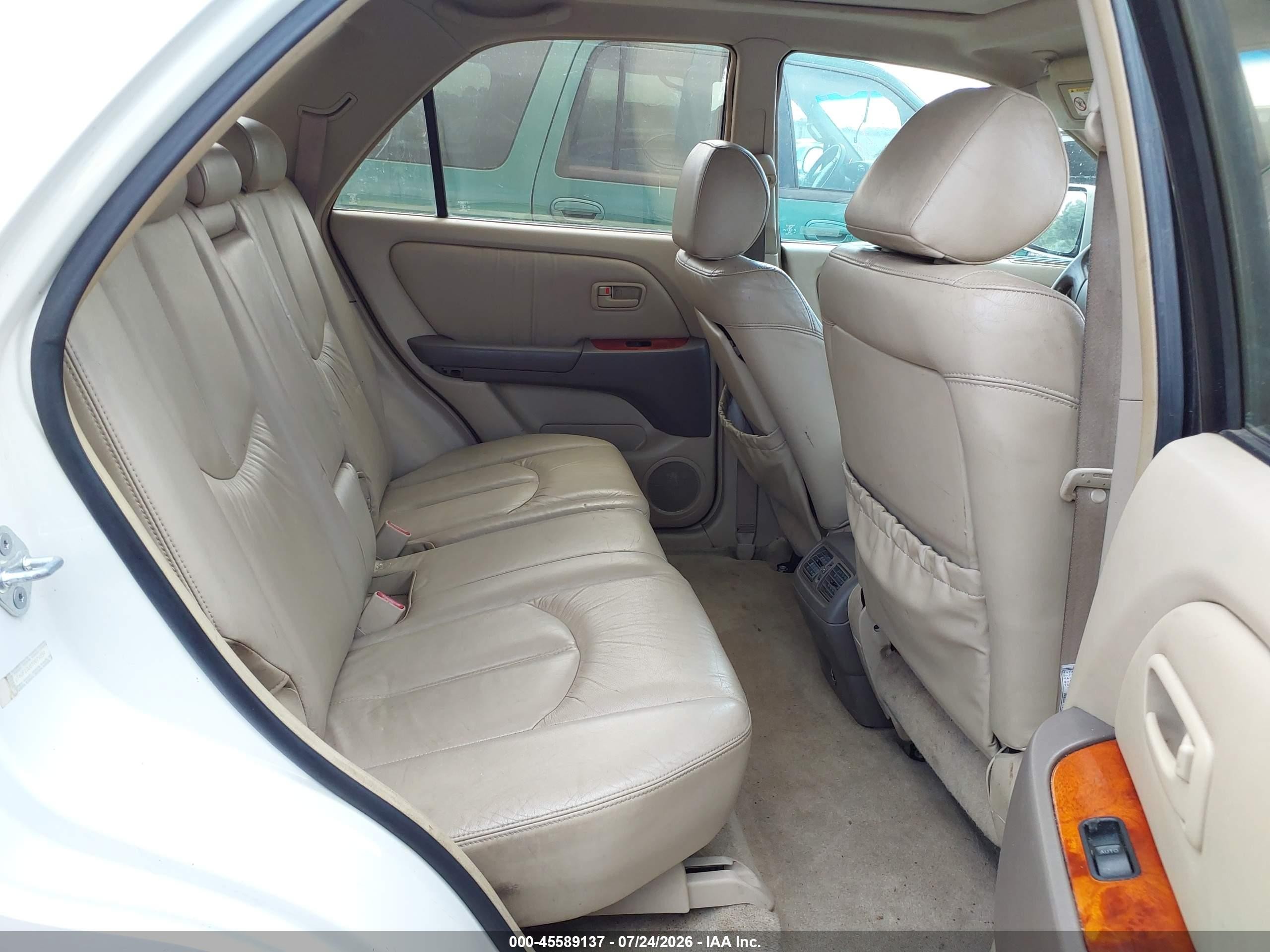 2000 Lexus Rx 300   White vin: JT6GF10U8Y0079359