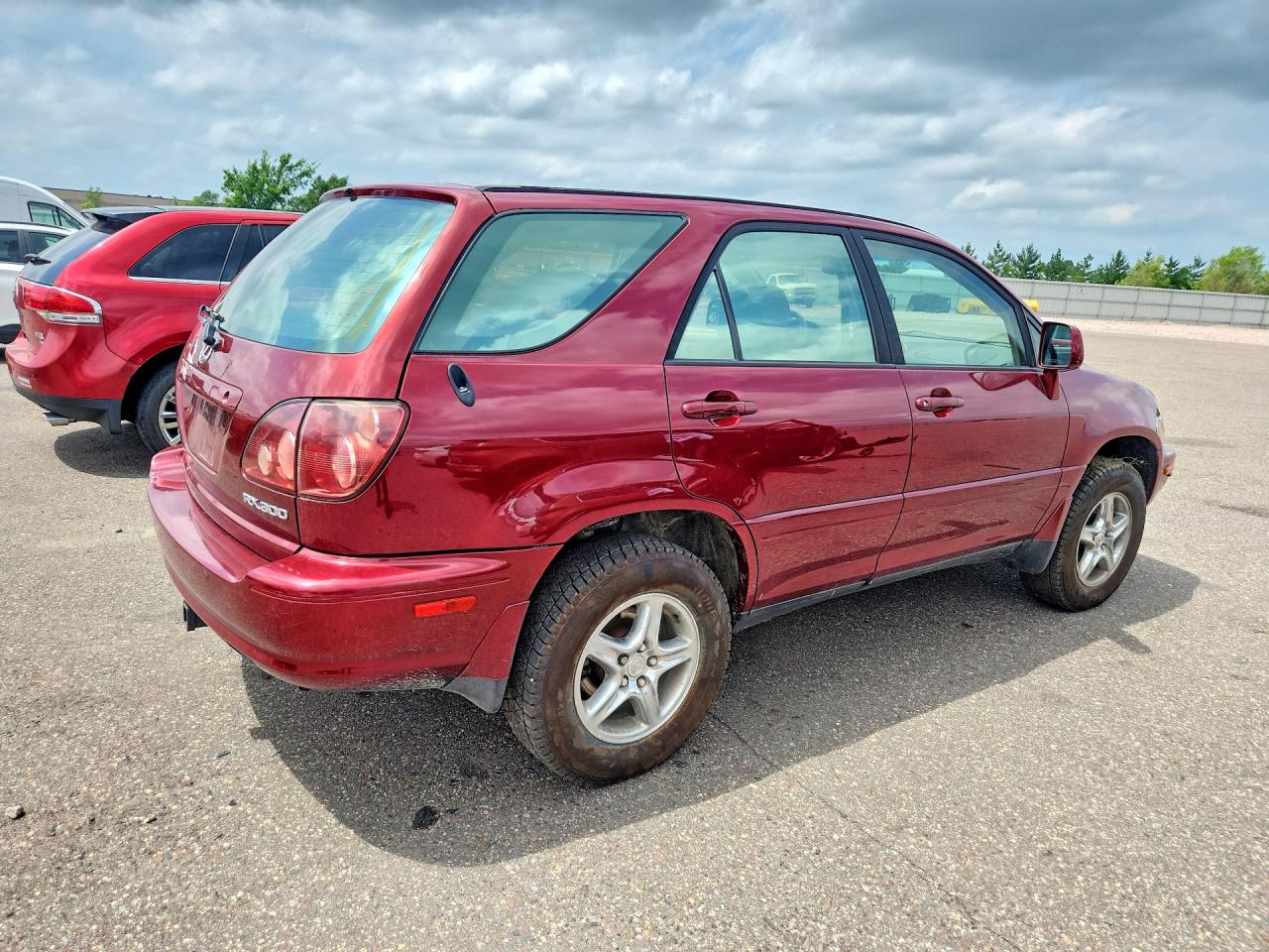 1999 Lexus Rx 300 Red vin: JT6GF10U9X0043811