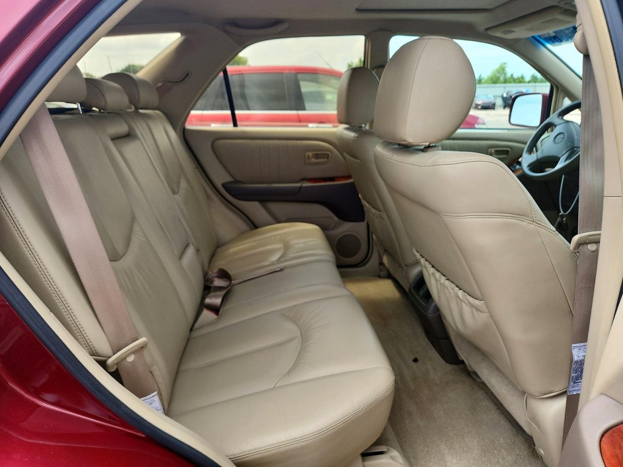 1999 Lexus Rx 300 Red vin: JT6GF10U9X0043811