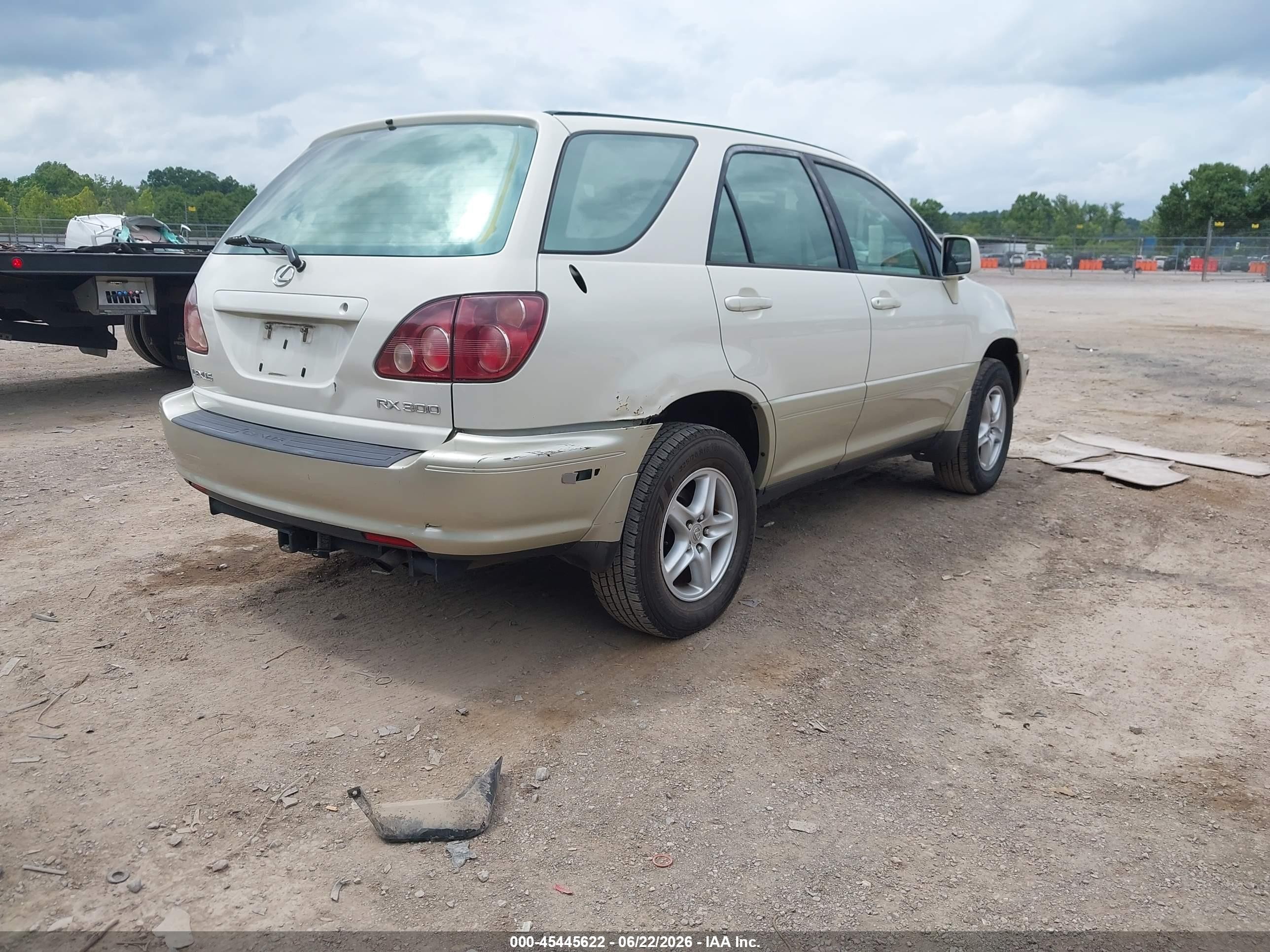 2000 Lexus Rx 300   Белый vin: JT6GF10U9Y0056916