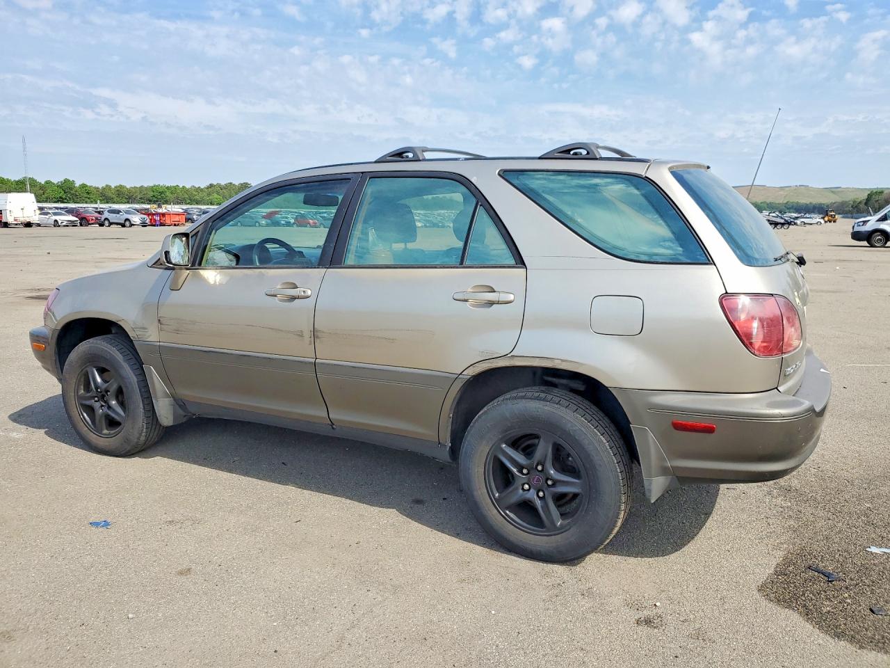 2000 Lexus Rx 300 Tan vin: JT6GF10UXY0077726