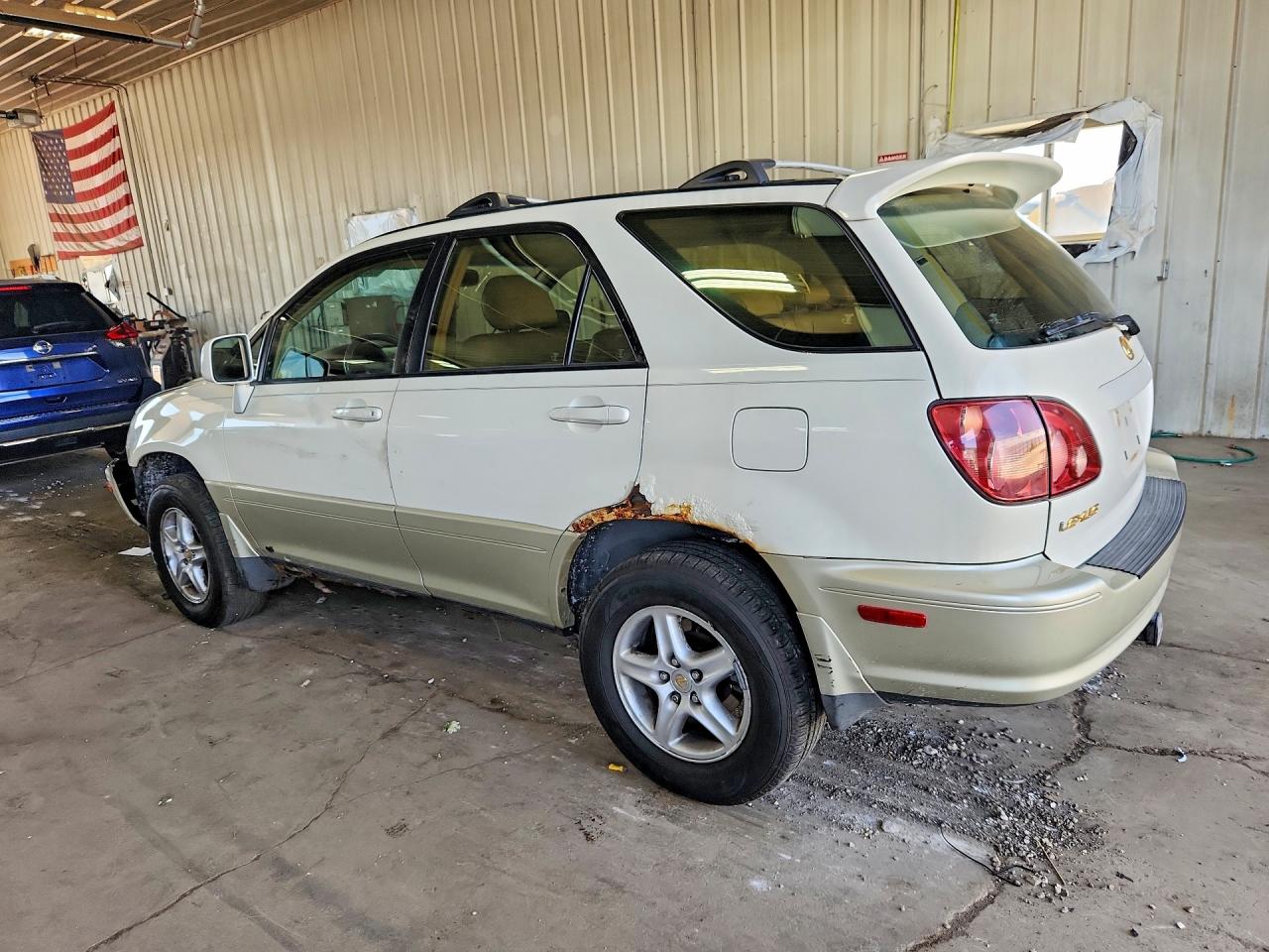 2000 Lexus Rx 300 White vin: JT6HF10U0Y0099254