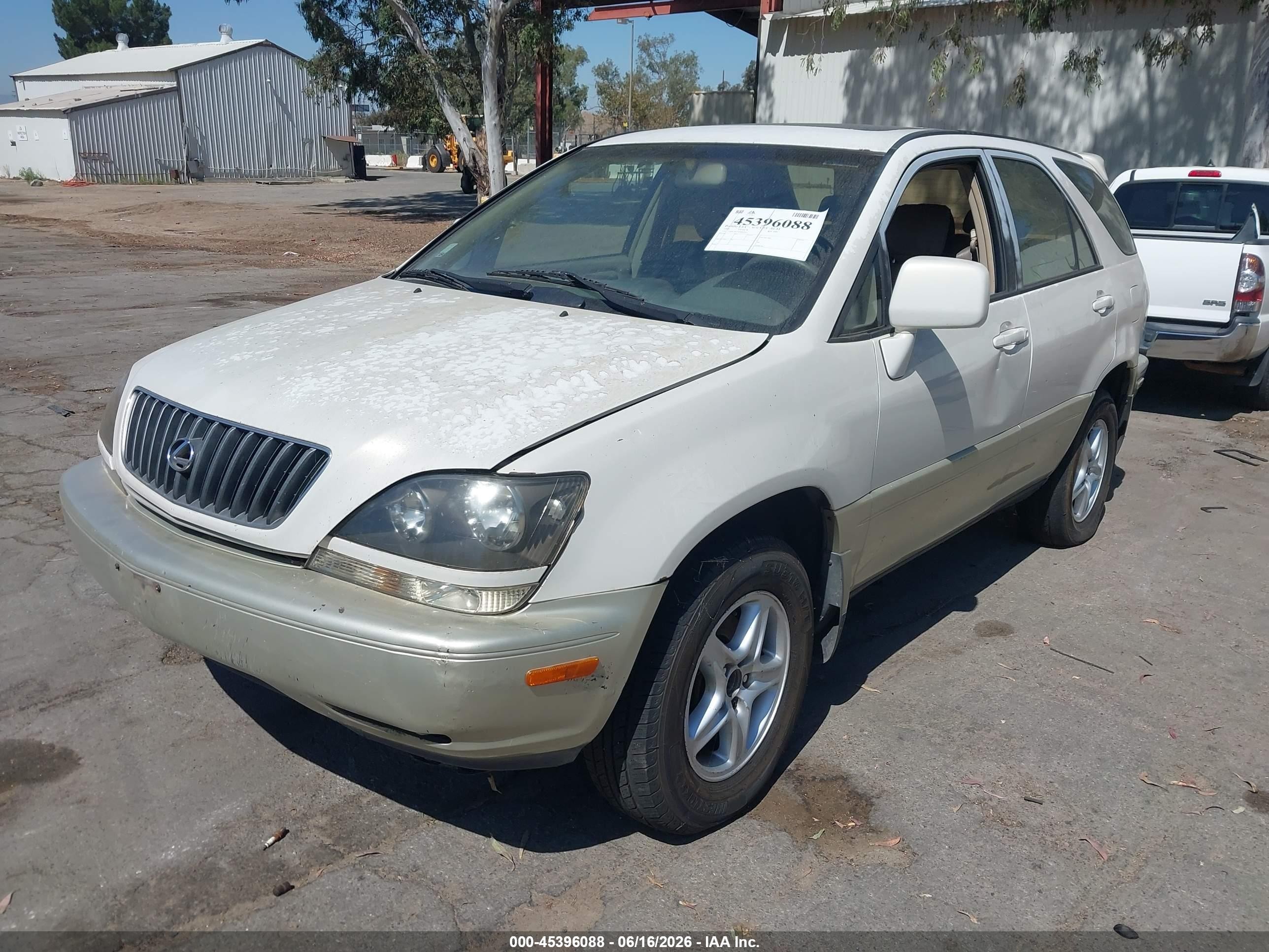 1999 Lexus Rx 300   White vin: JT6HF10U2X0006992