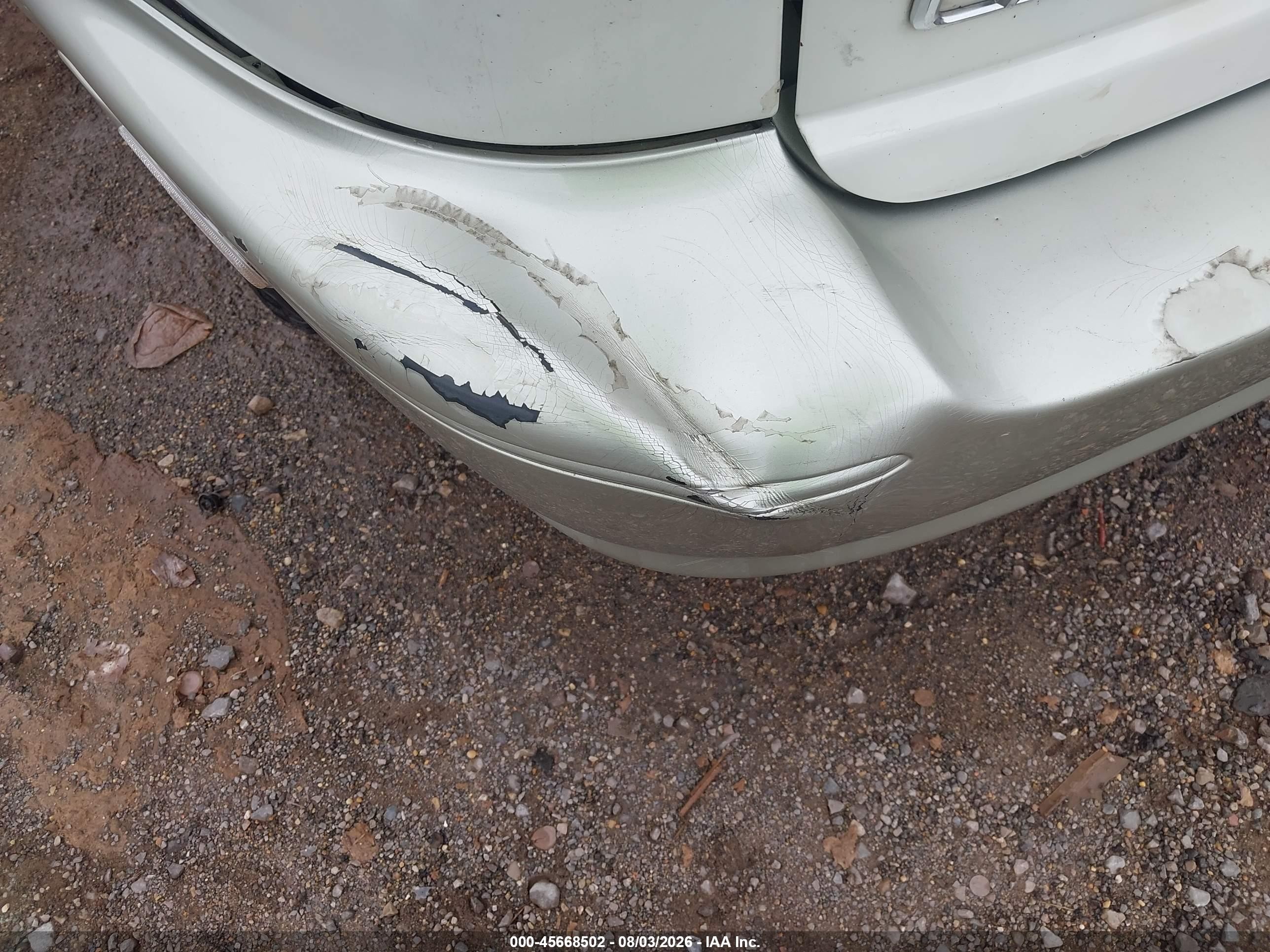 2000 Lexus Rx 300   White vin: JT6HF10U2Y0109699