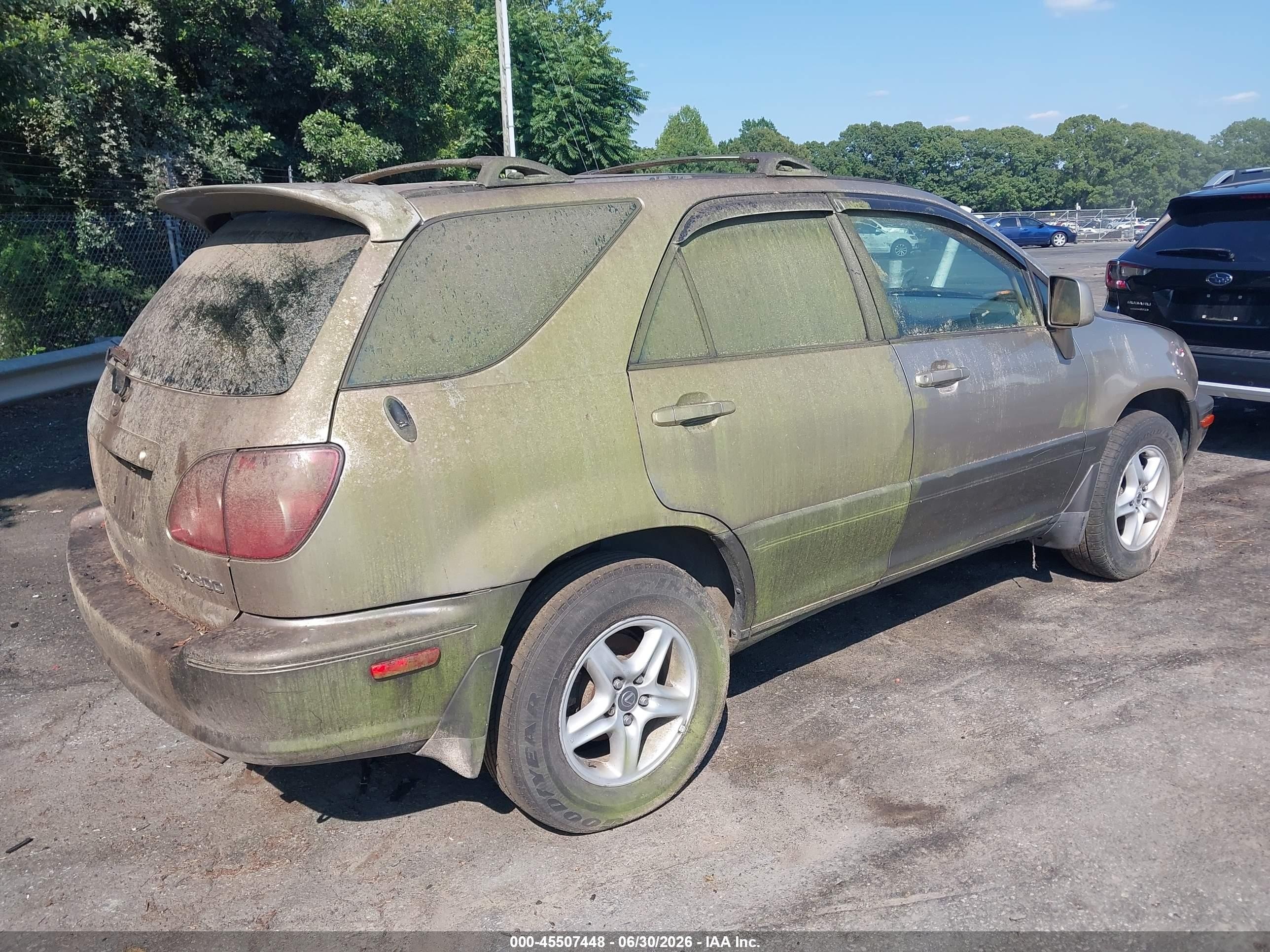 2000 Lexus Rx 300 Gold vin: JT6HF10U2Y0154416