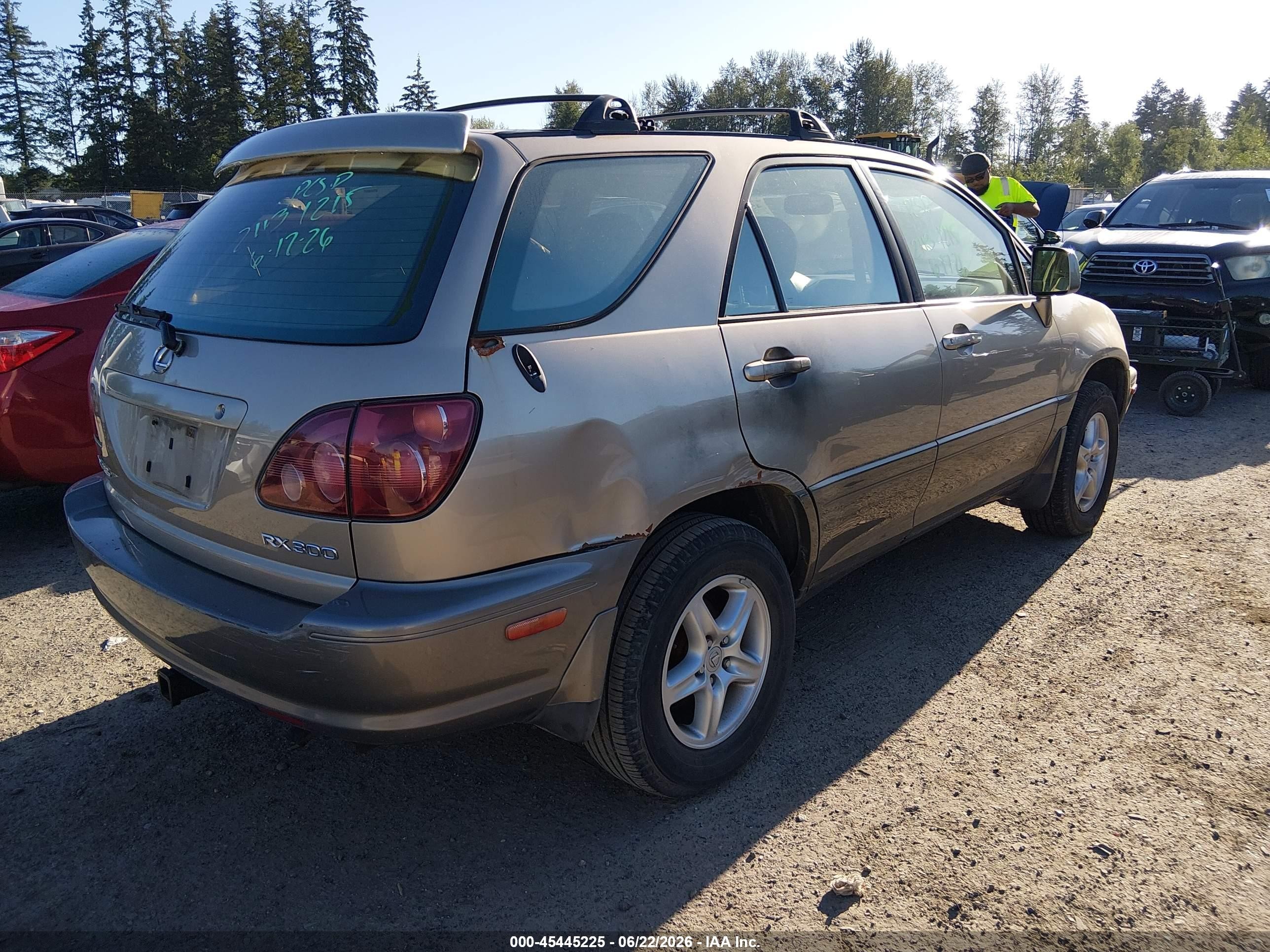 1999 Lexus Rx 300 Gold vin: JT6HF10U3X0090322