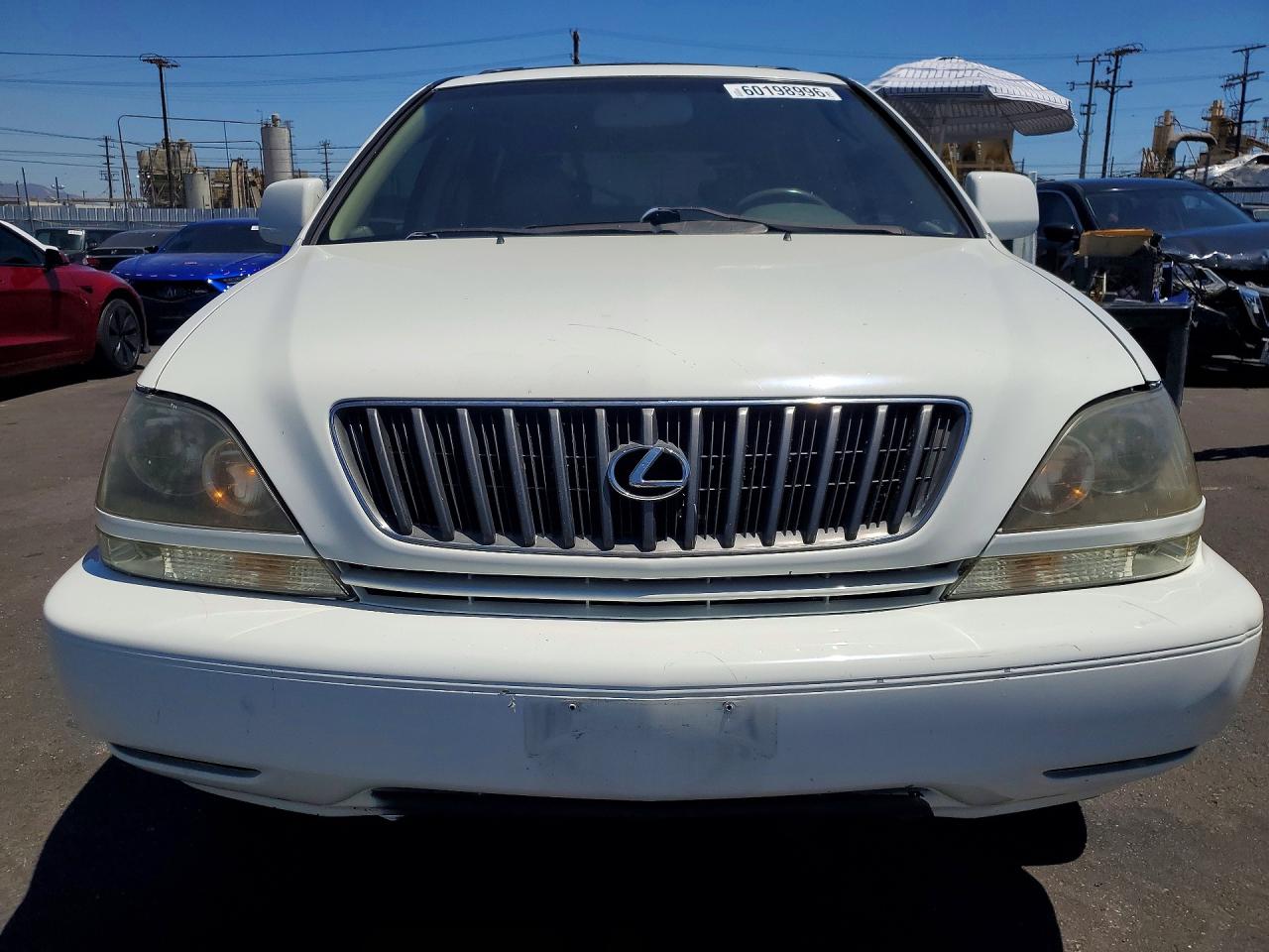 2000 Lexus Rx 300 White vin: JT6HF10U3Y0107198