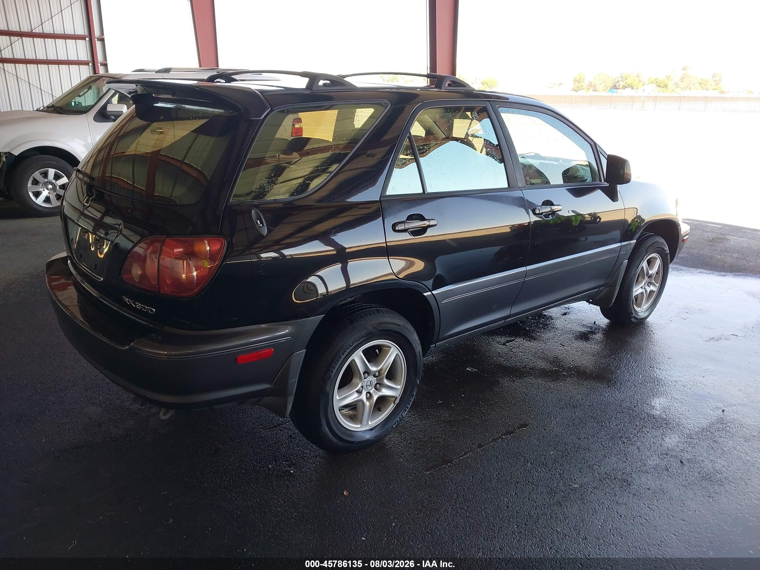 2000 Lexus Rx 300   Black vin: JT6HF10U3Y0152402
