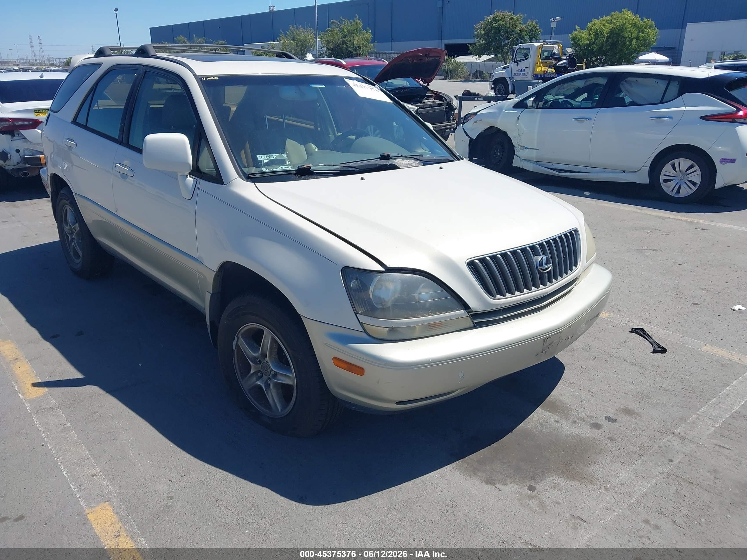 2000 Lexus Rx 300   White vin: JT6HF10U5Y0114329