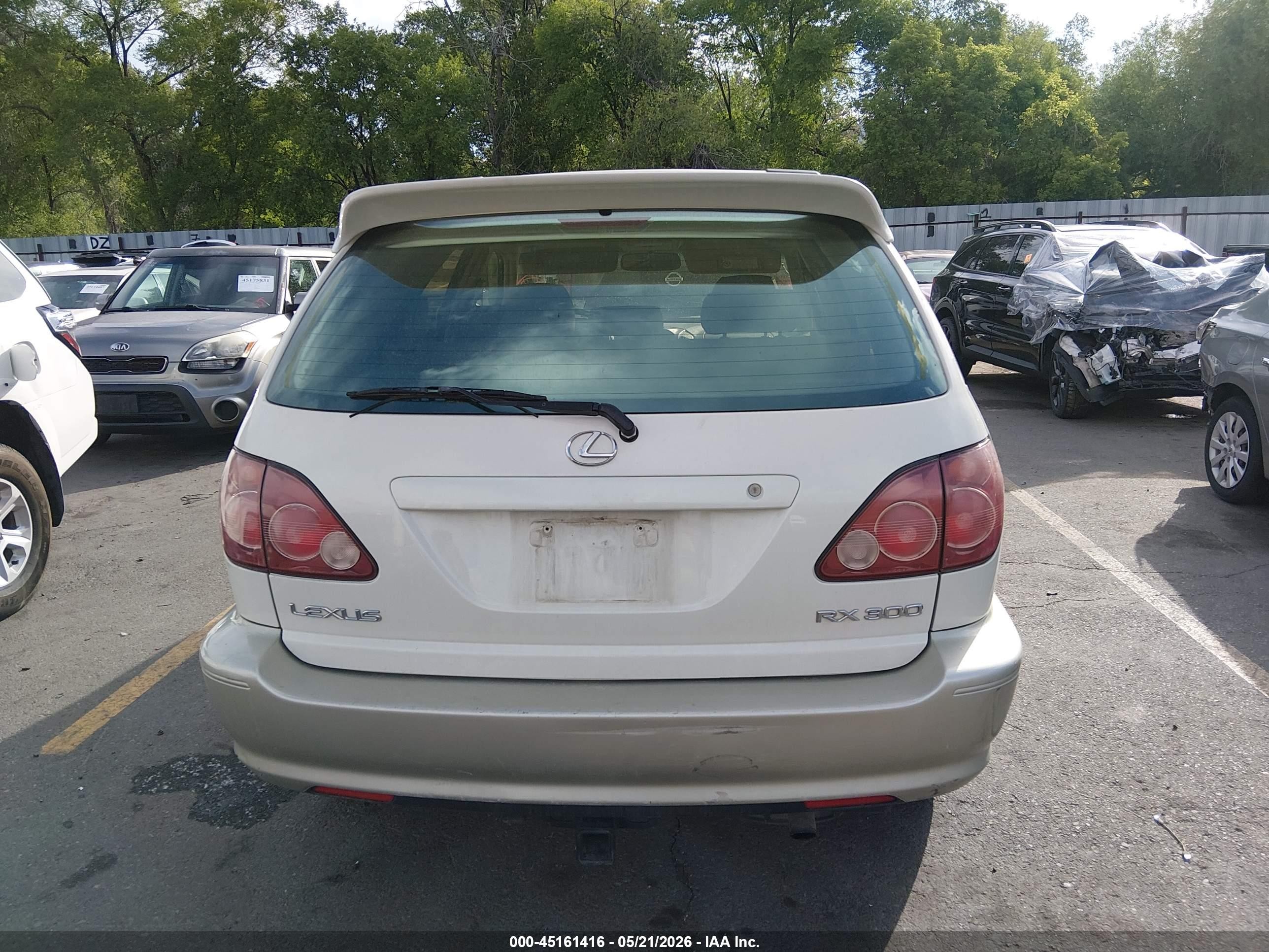 2000 Lexus Rx 300 White vin: JT6HF10U6Y0097895