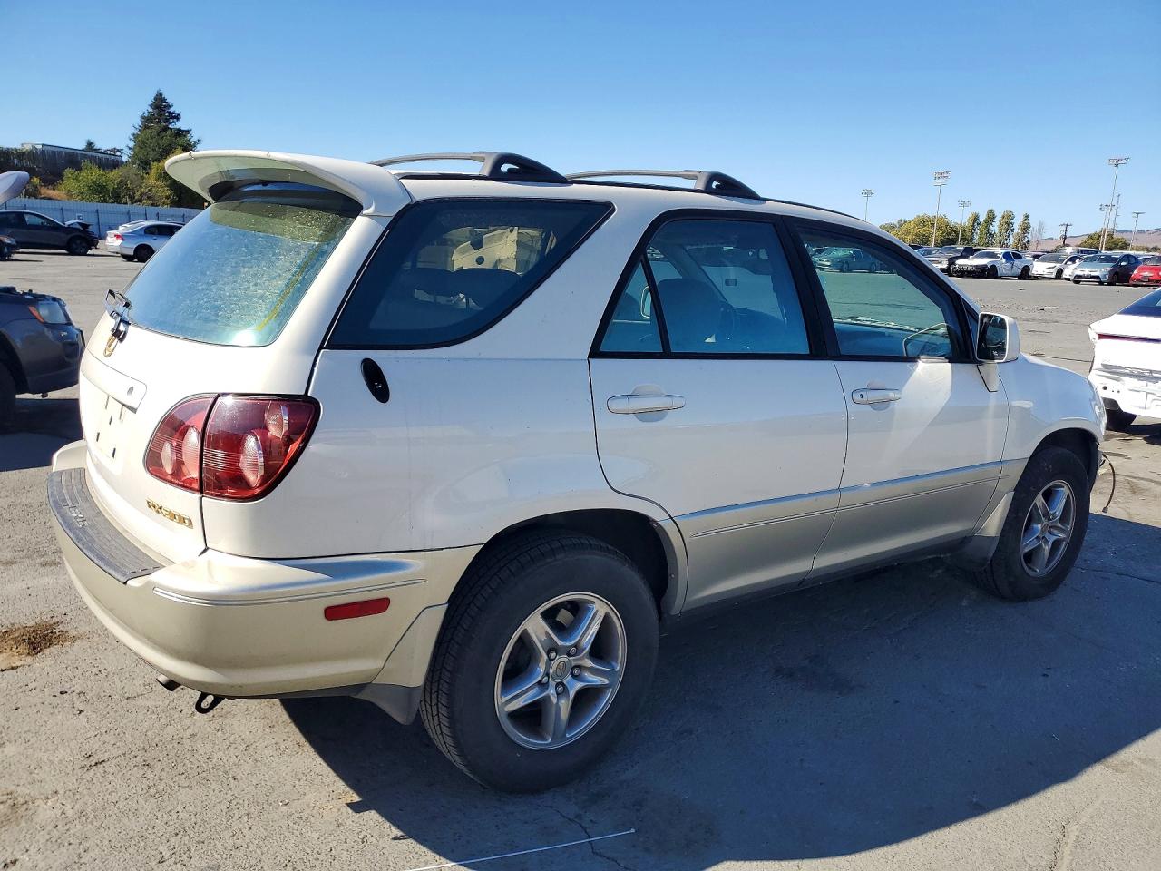 2000 Lexus Rx 300 White vin: JT6HF10U6Y0142320